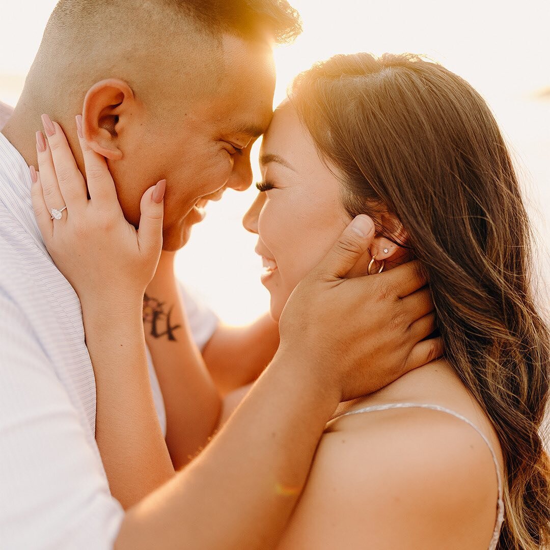 Jacob ❤︎ Mylene / They were prom dates in 2013 and 5 months from now they&rsquo;ll be Mr. &amp; Mrs. at their own wedding. How freakin&rsquo; sweet!!!
.
.
.
.
.
.
#mauicouplesphotographer #couplesphotographymaui #couplesphotoshoot #engagementphotosma