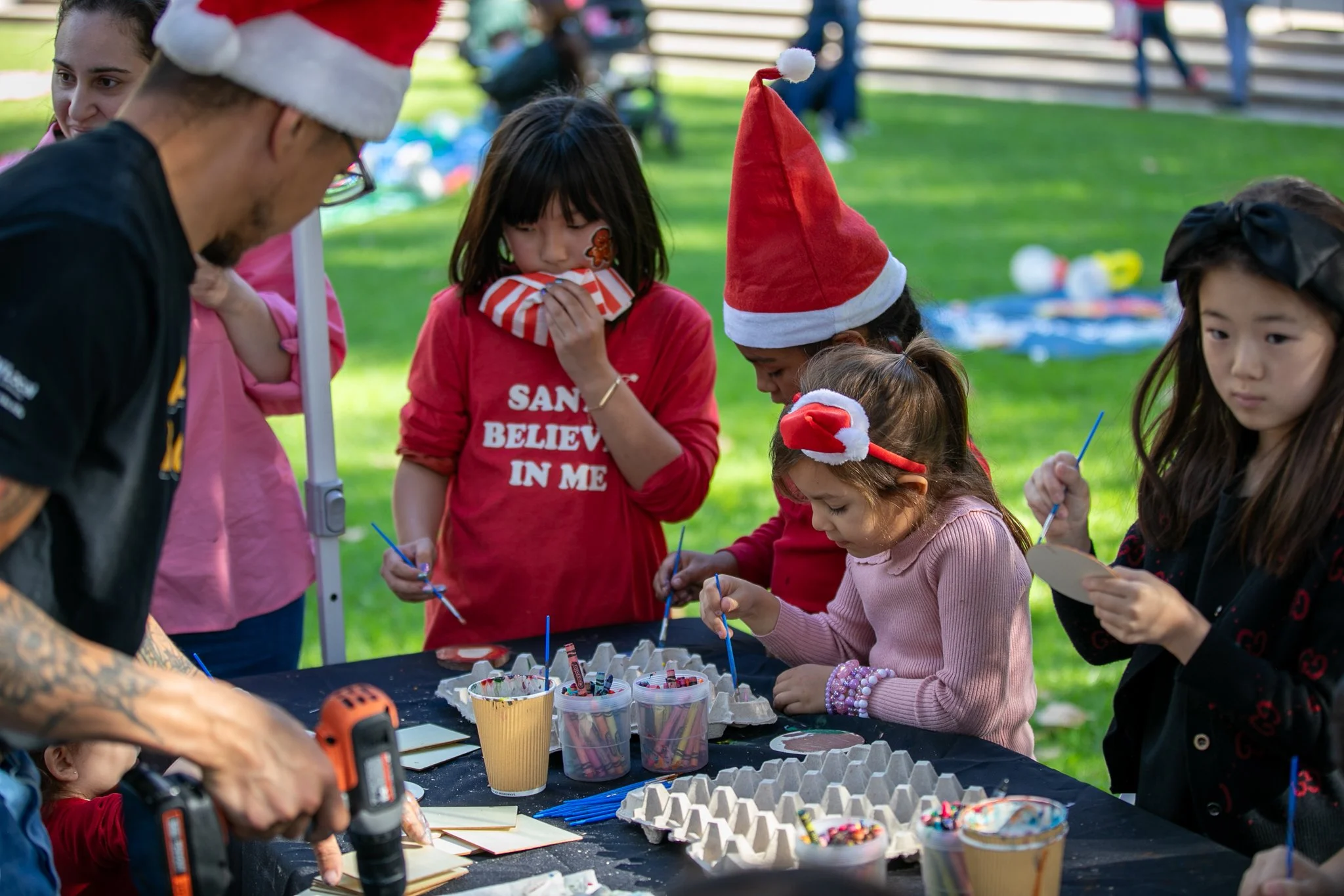 Picnic_With_Santa_2025_DTLA_Alliance_120.jpg