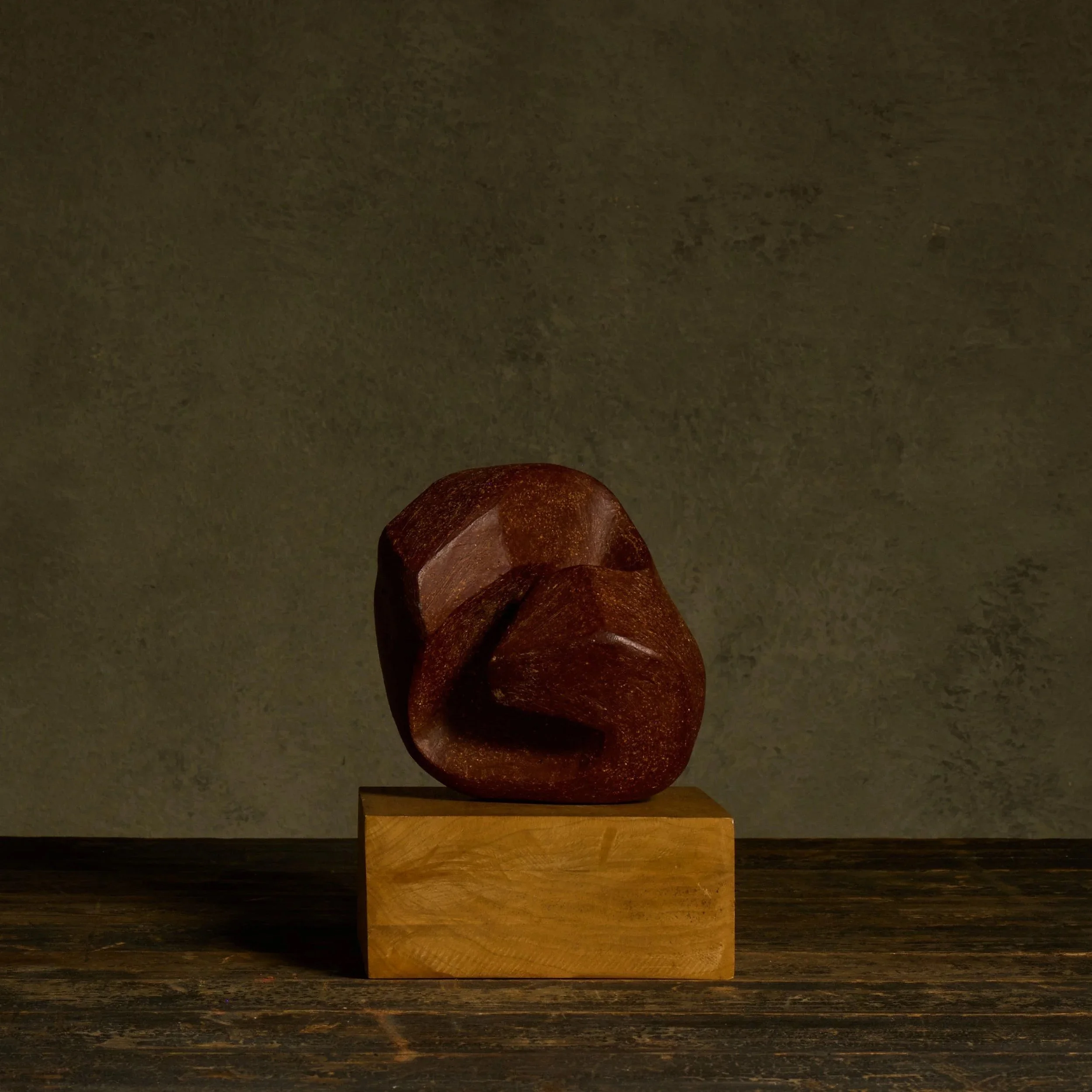 1062_D01_S15_0100_Stoneware_Sculpture.jpg