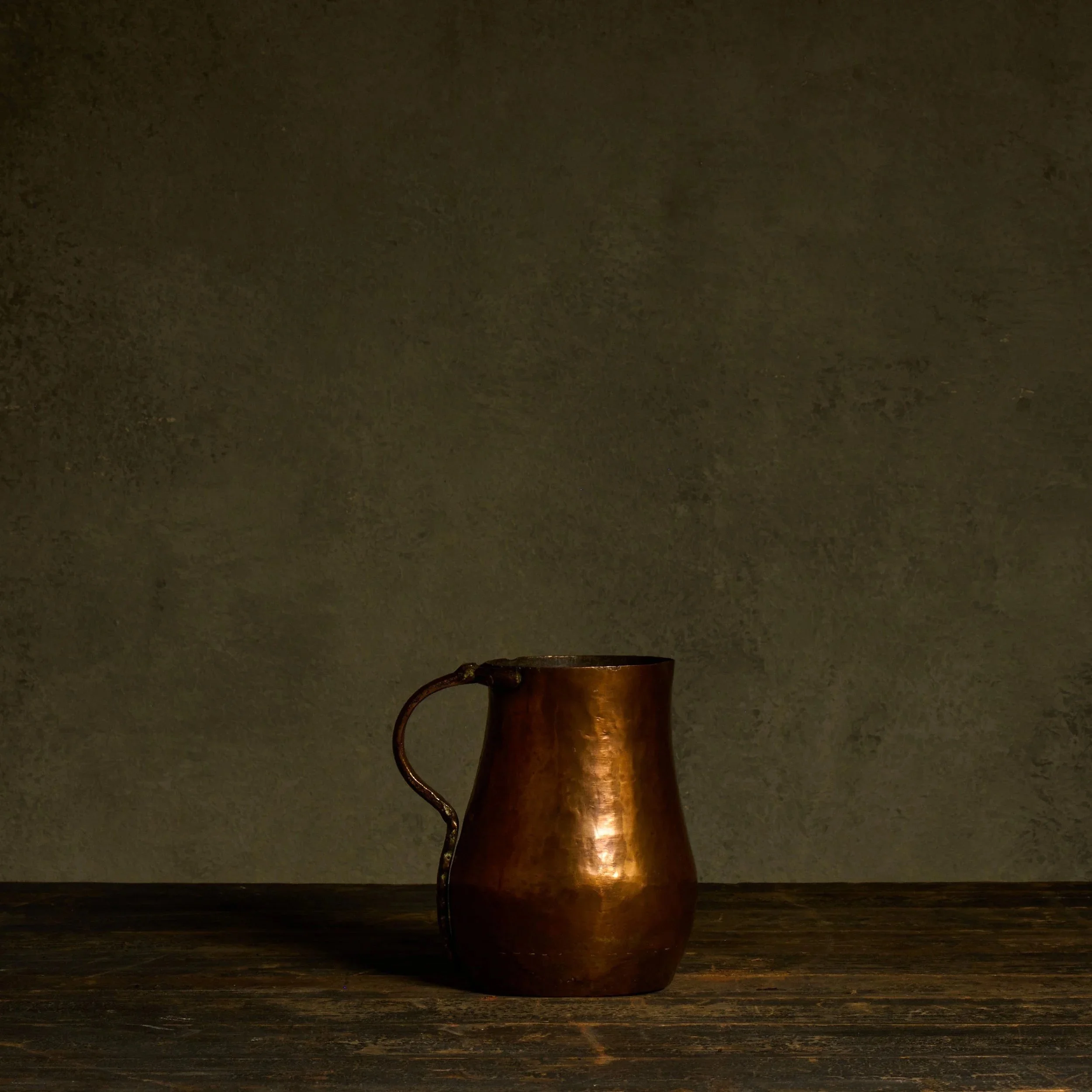 1062_D01_S08_0062_Copper_Jug.jpg