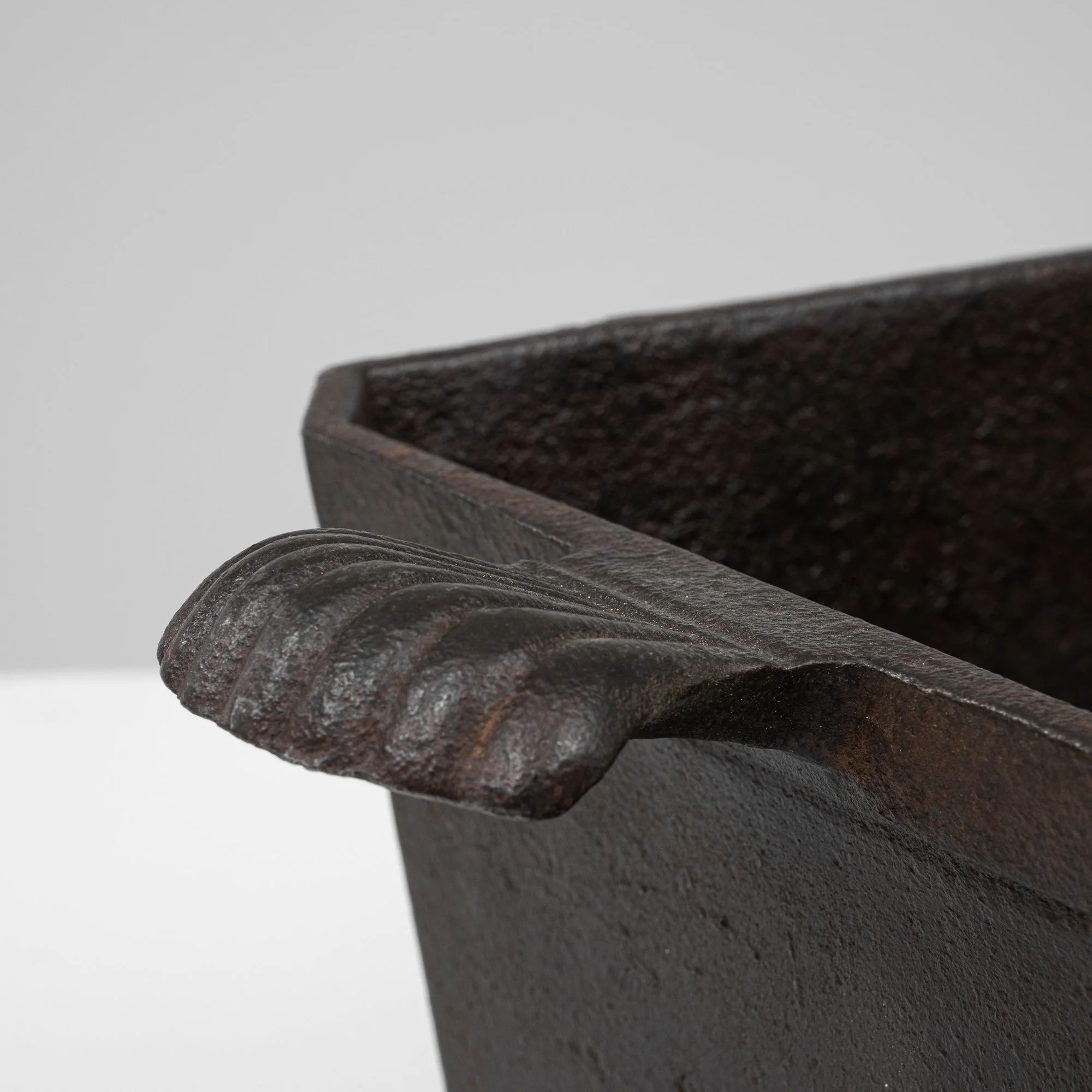 EUA_B3080_01 (8).jpg