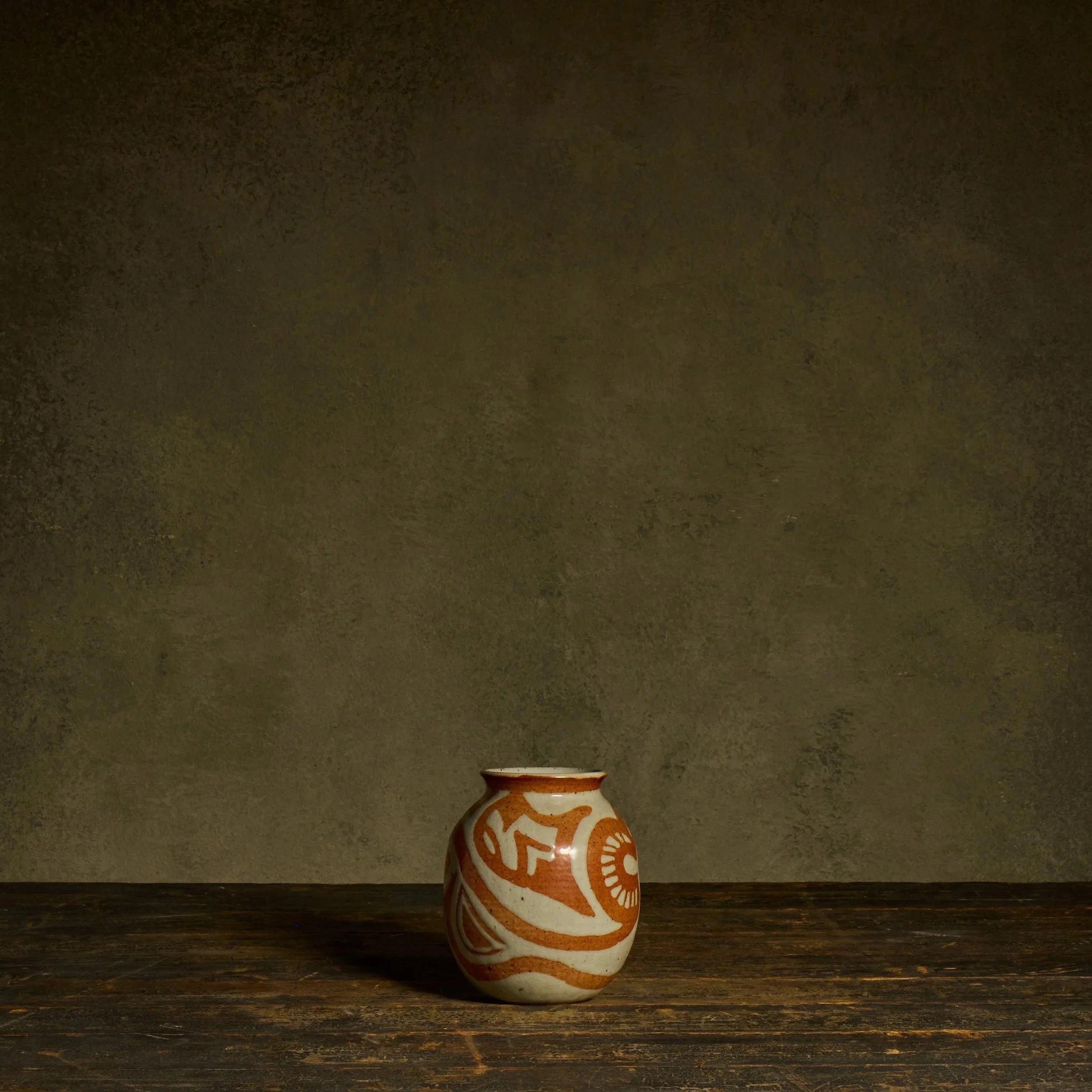 1062_D01_S22_0139_Shino_Vase.jpg
