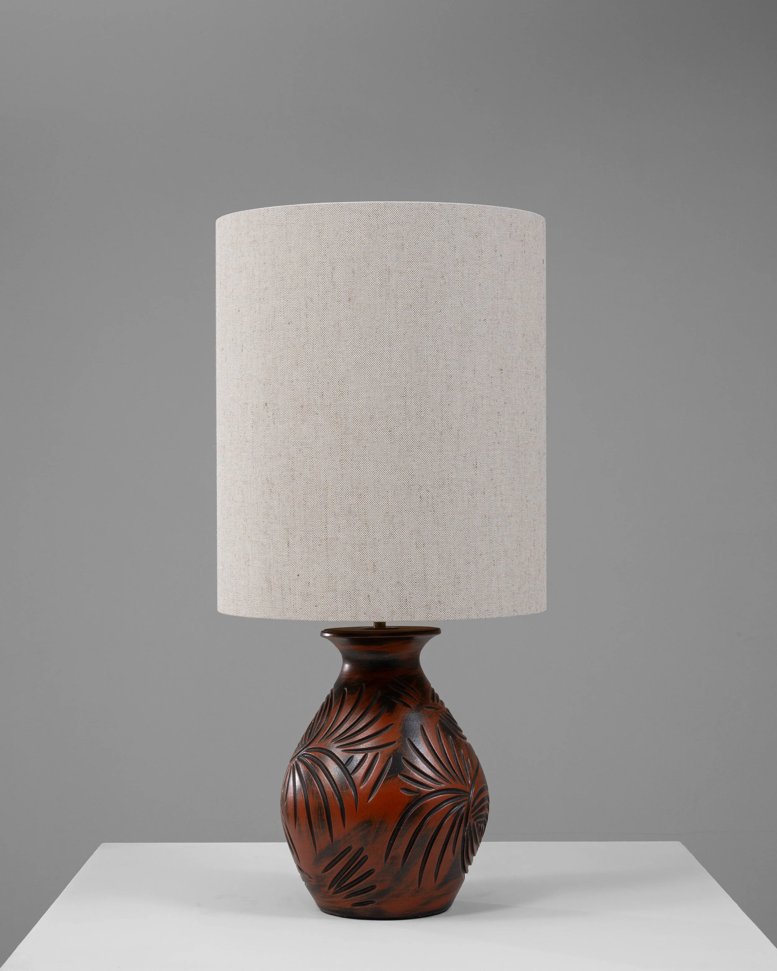 EUA_B2001_01 (2).jpg