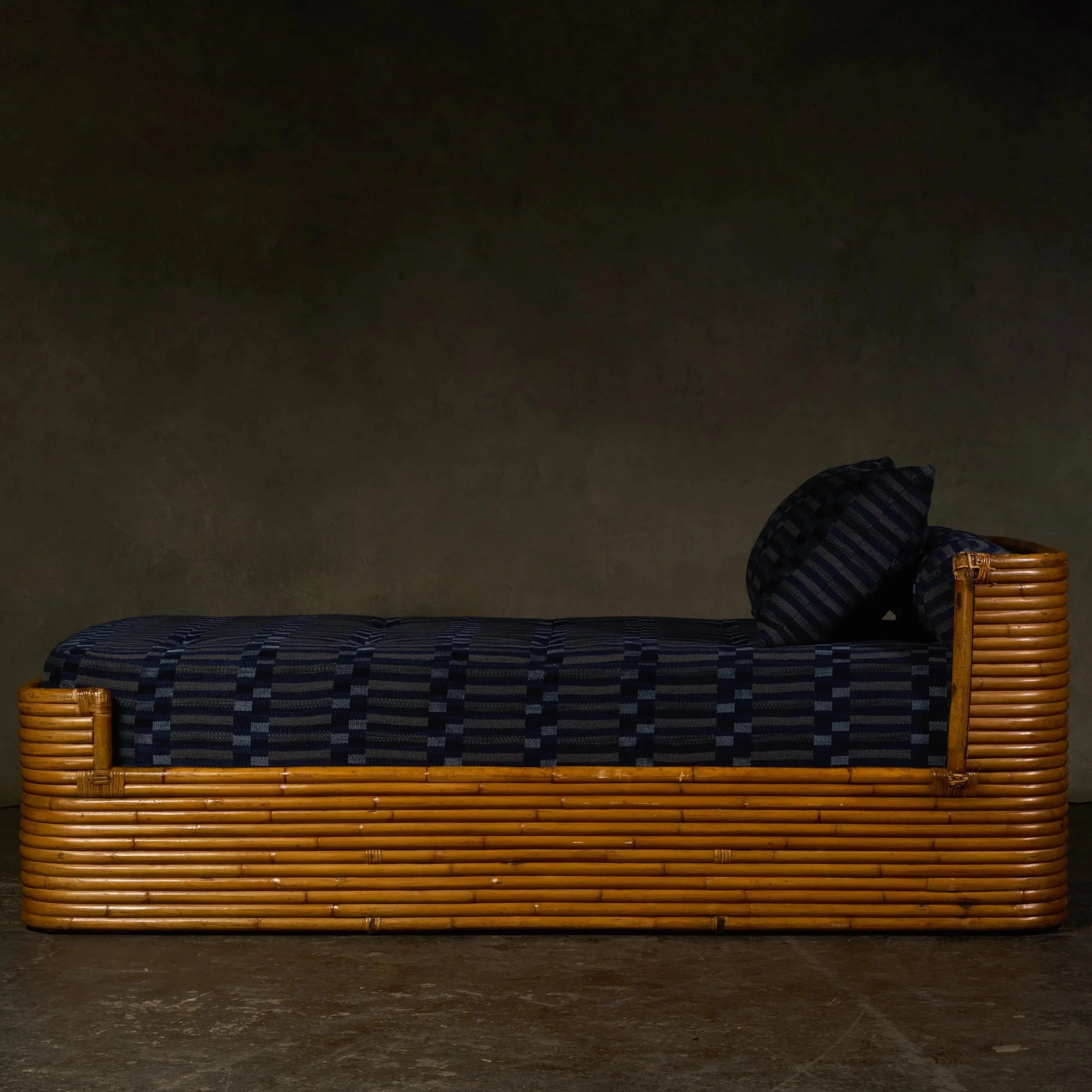 1061_S02_0066_Rattan_Daybed-2.jpg