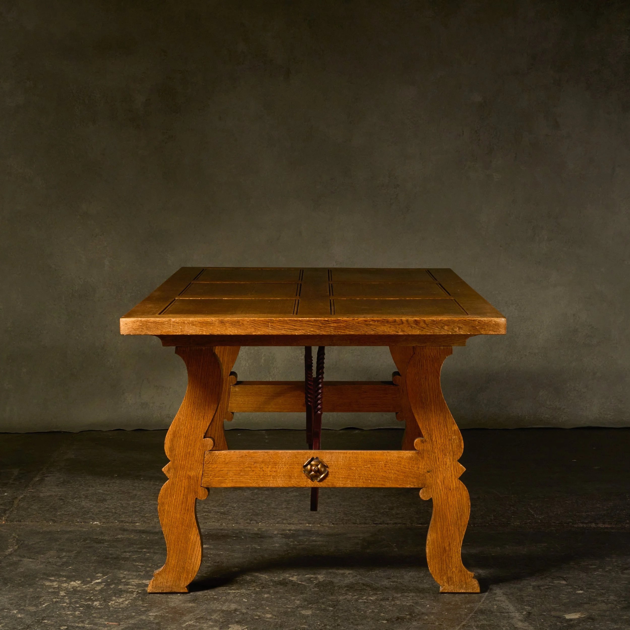 1061_S07_0180_Spanish_Table.jpg