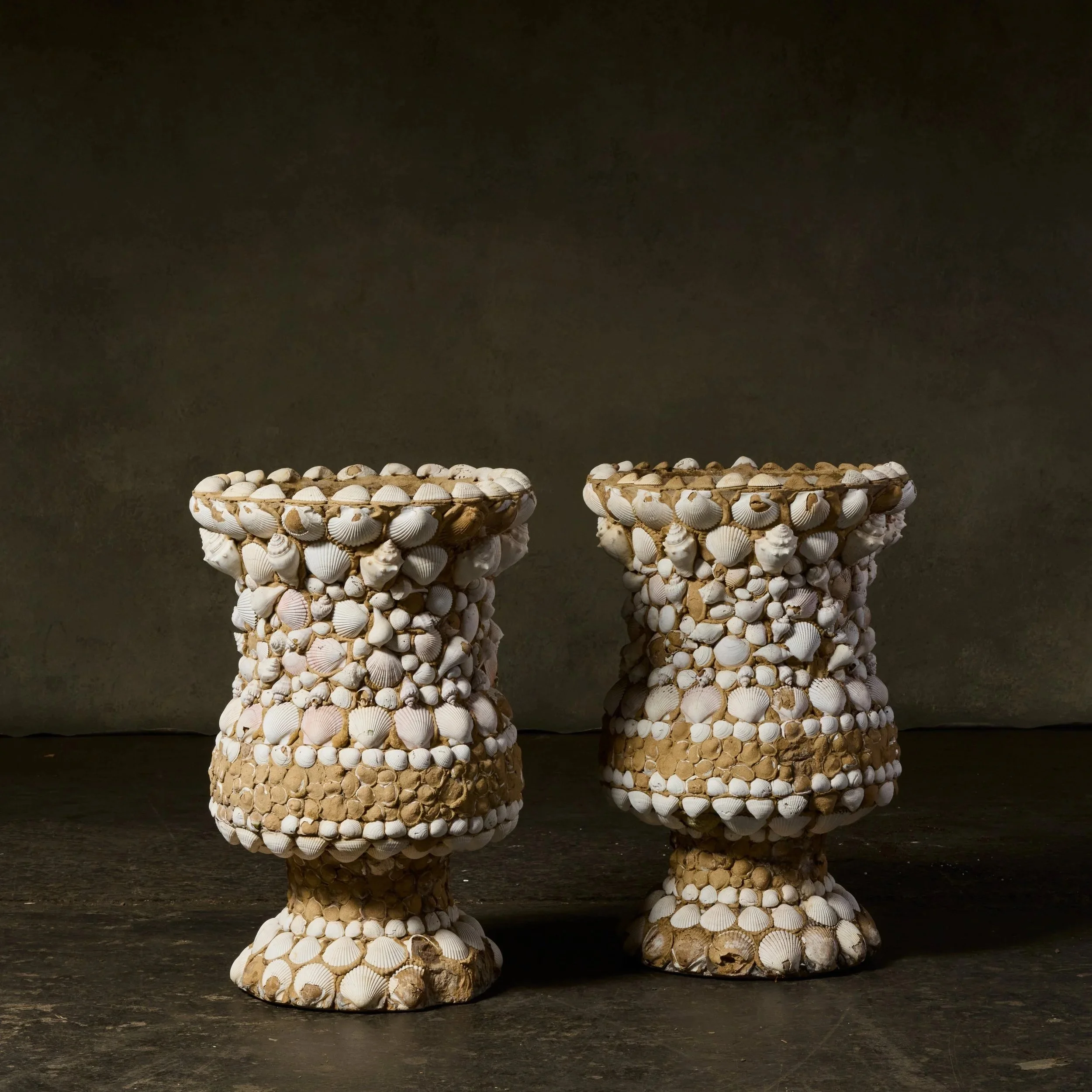 1061_S11_0228_Shell_Urns.jpg