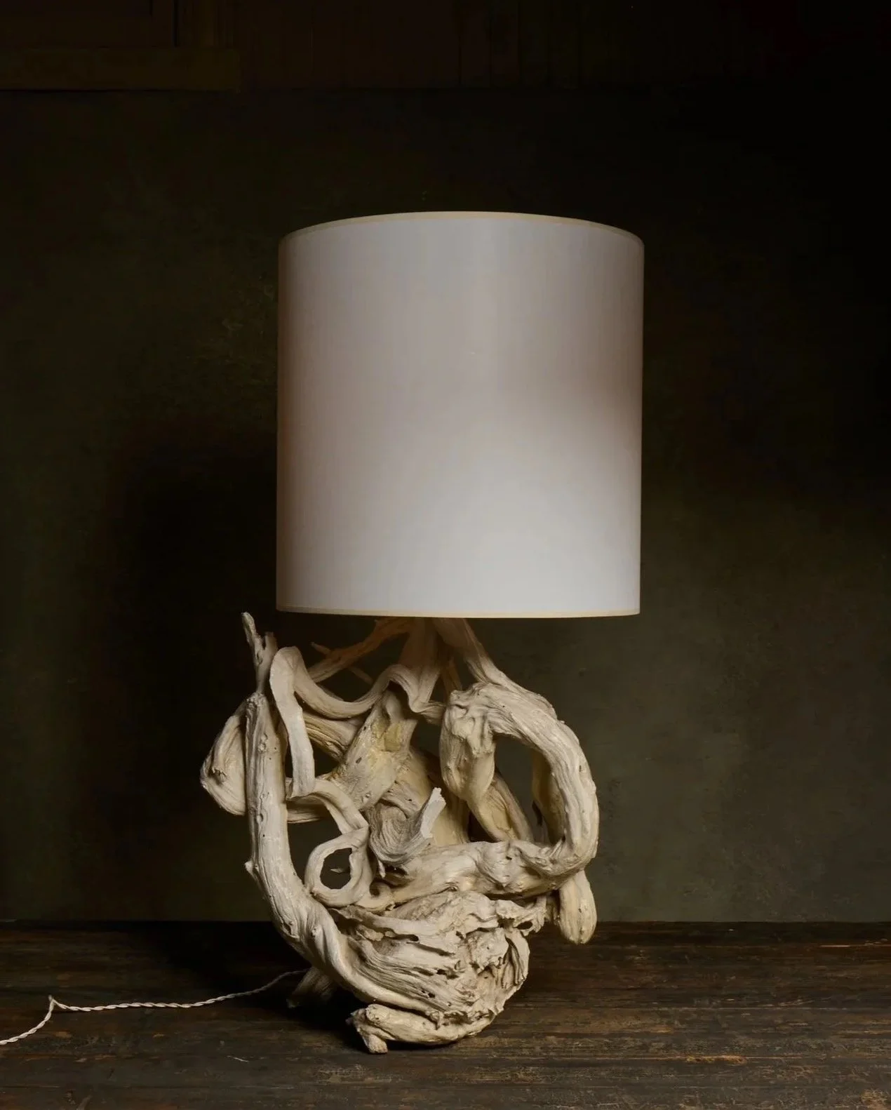Vintage Driftwood Lamp - White