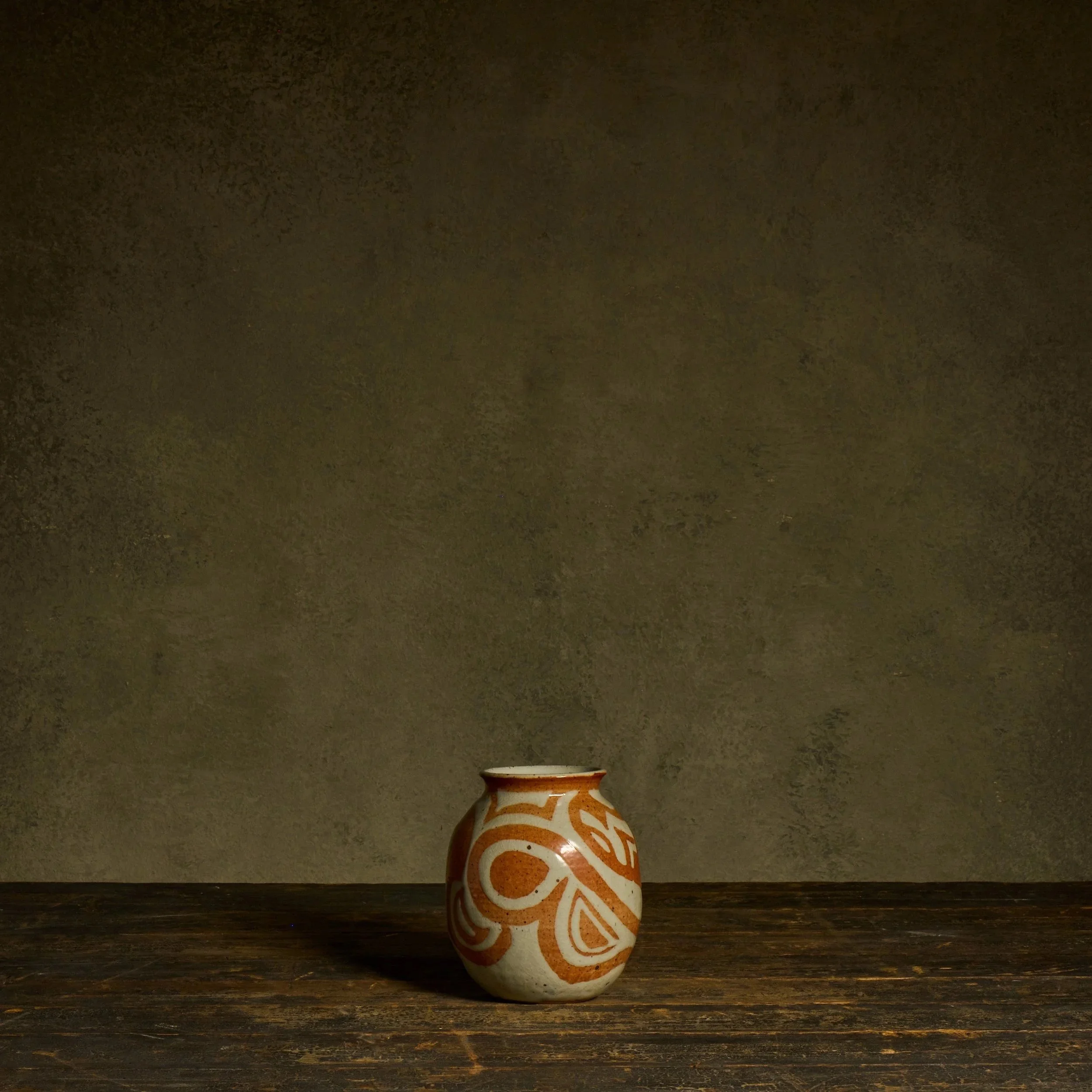 1062_D01_S22_0140_Shino_Vase.jpg