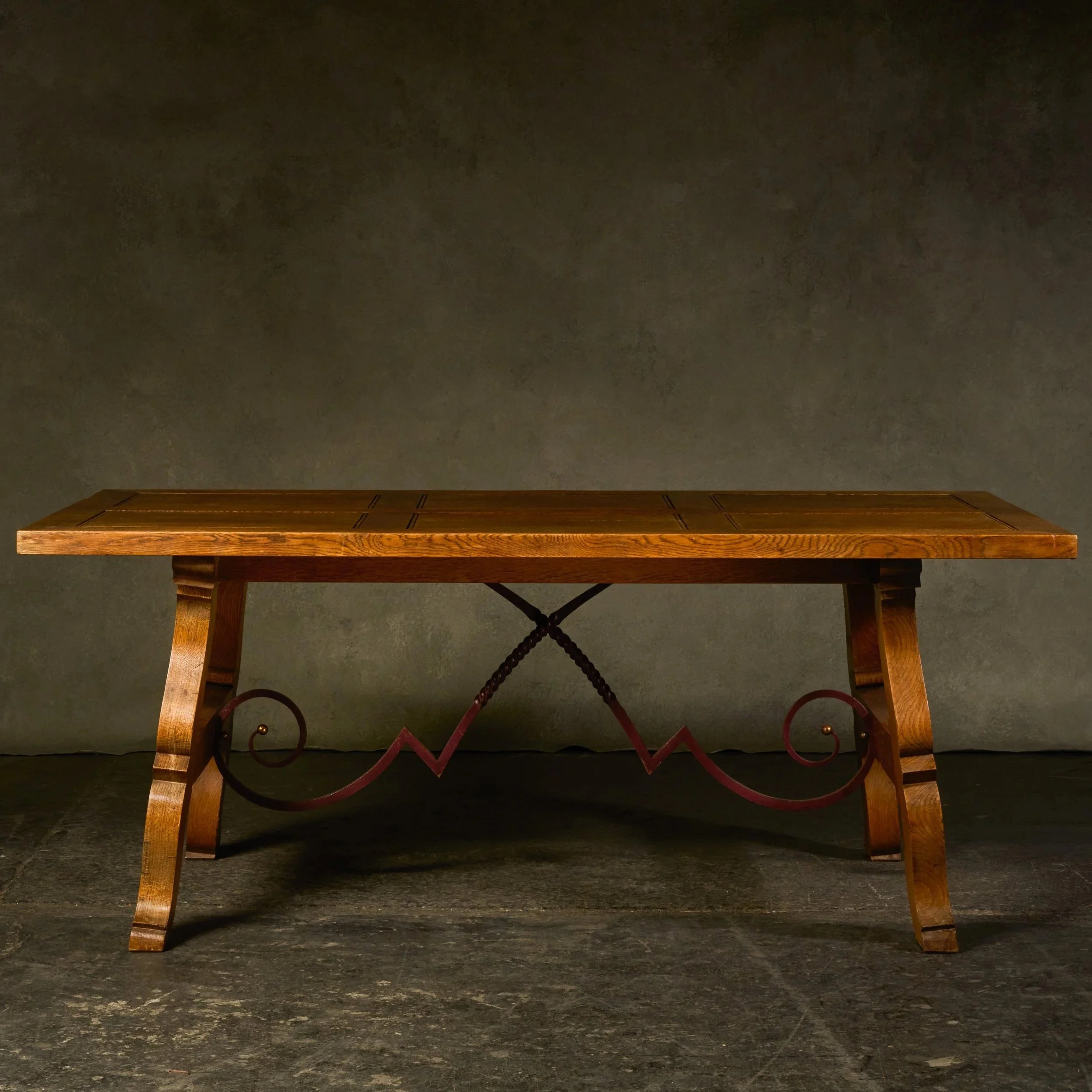 1061_S07_0174_Spanish_Table.jpg