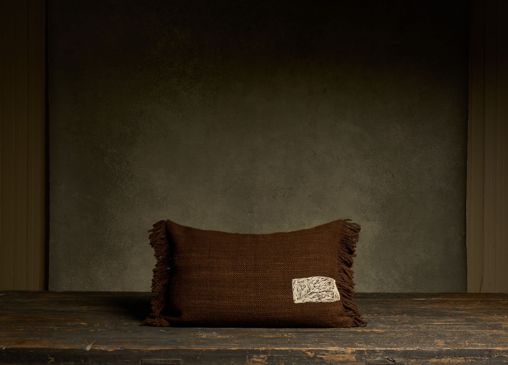 Makun Linen Pillow — Brown/White Stitch