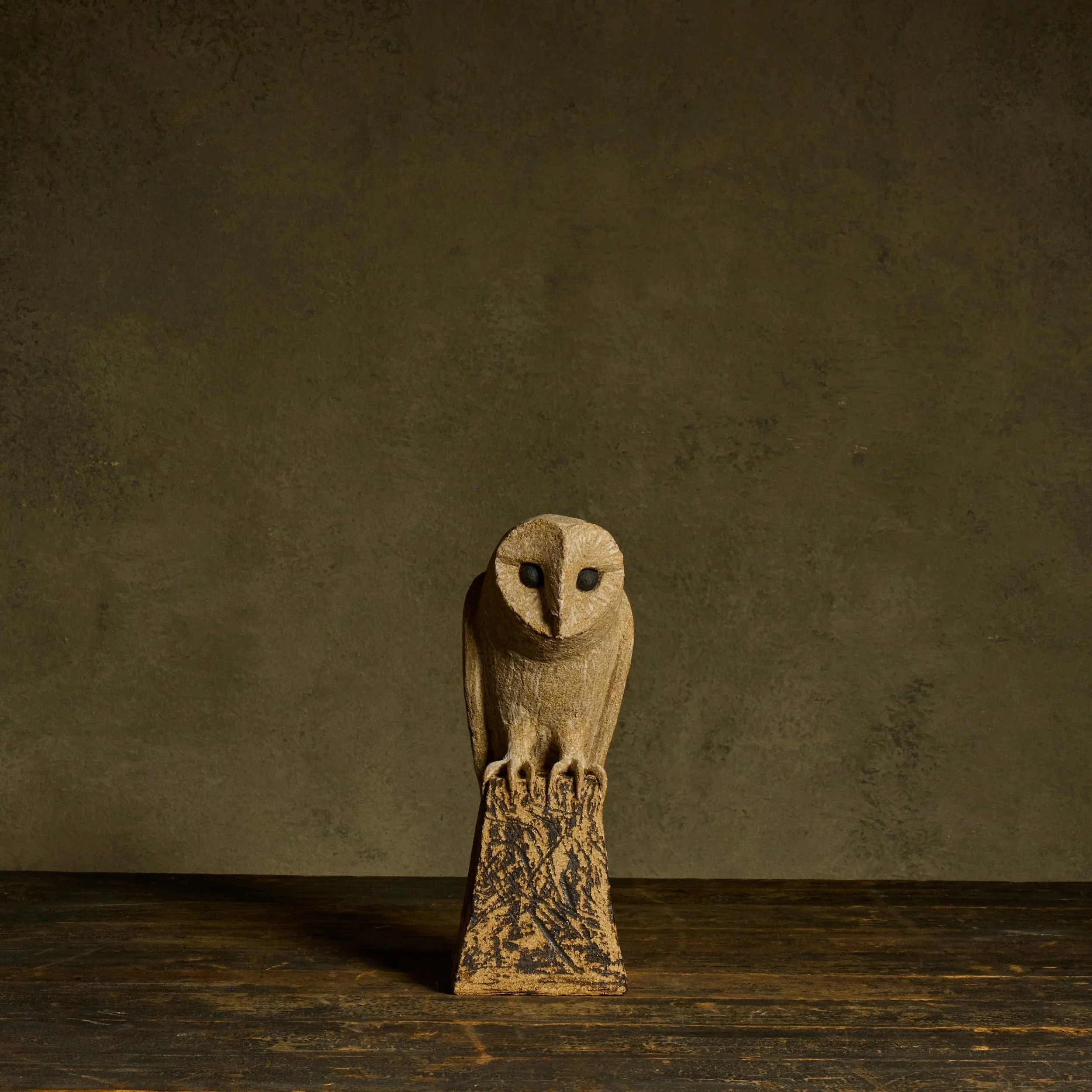1062_D01_S26_0150_Large_Owl.jpg