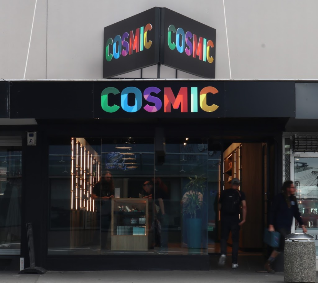  Cosmic Colombo / / Street View 