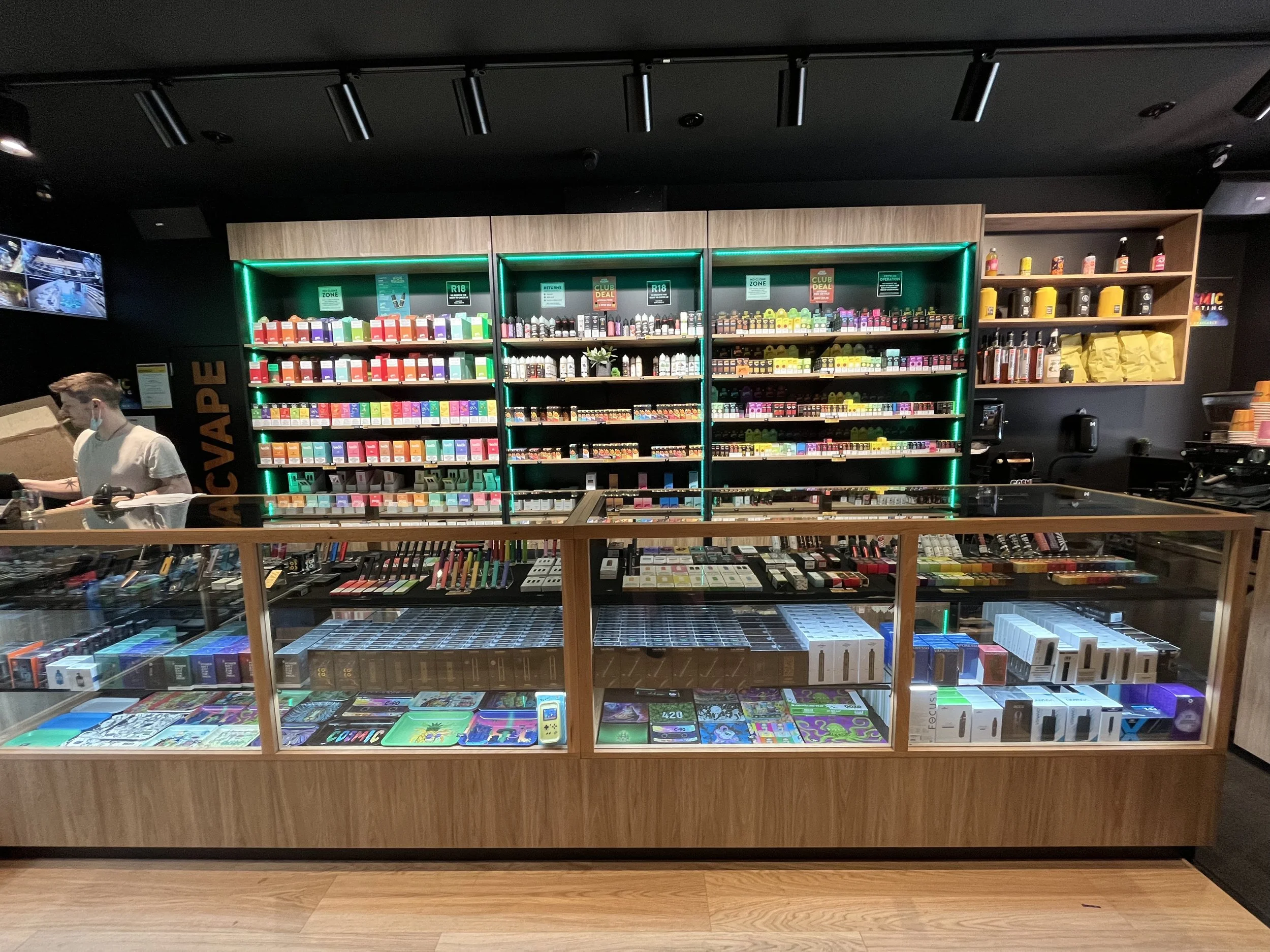  Cosmic Cuba Street / / Vape + Coffee 