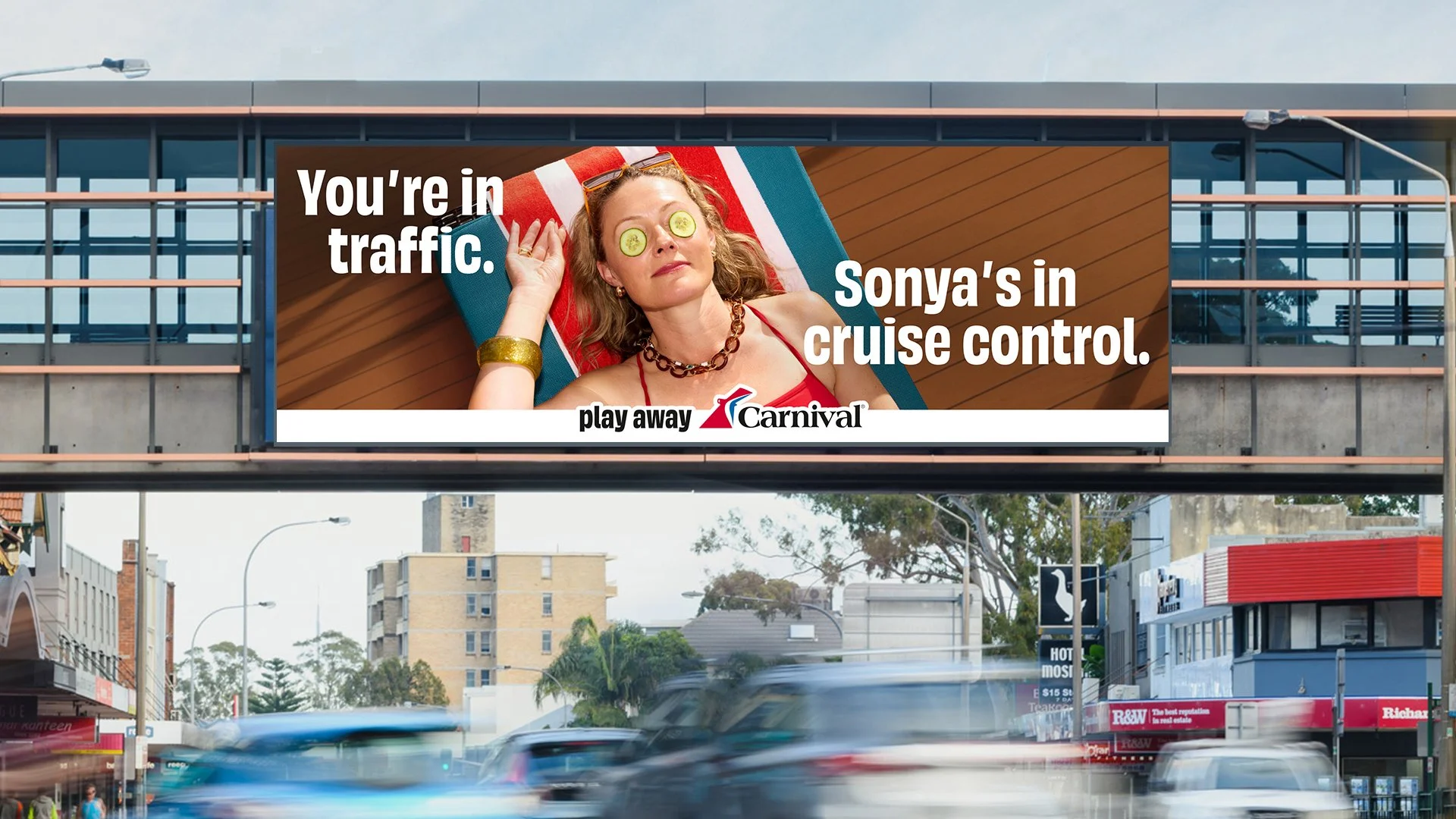 Sonya_roadside.jpg