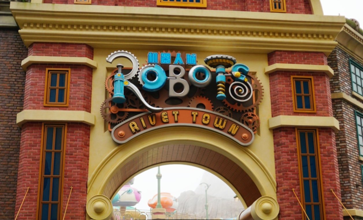 Genting Skyworlds: Robots Rivet Town