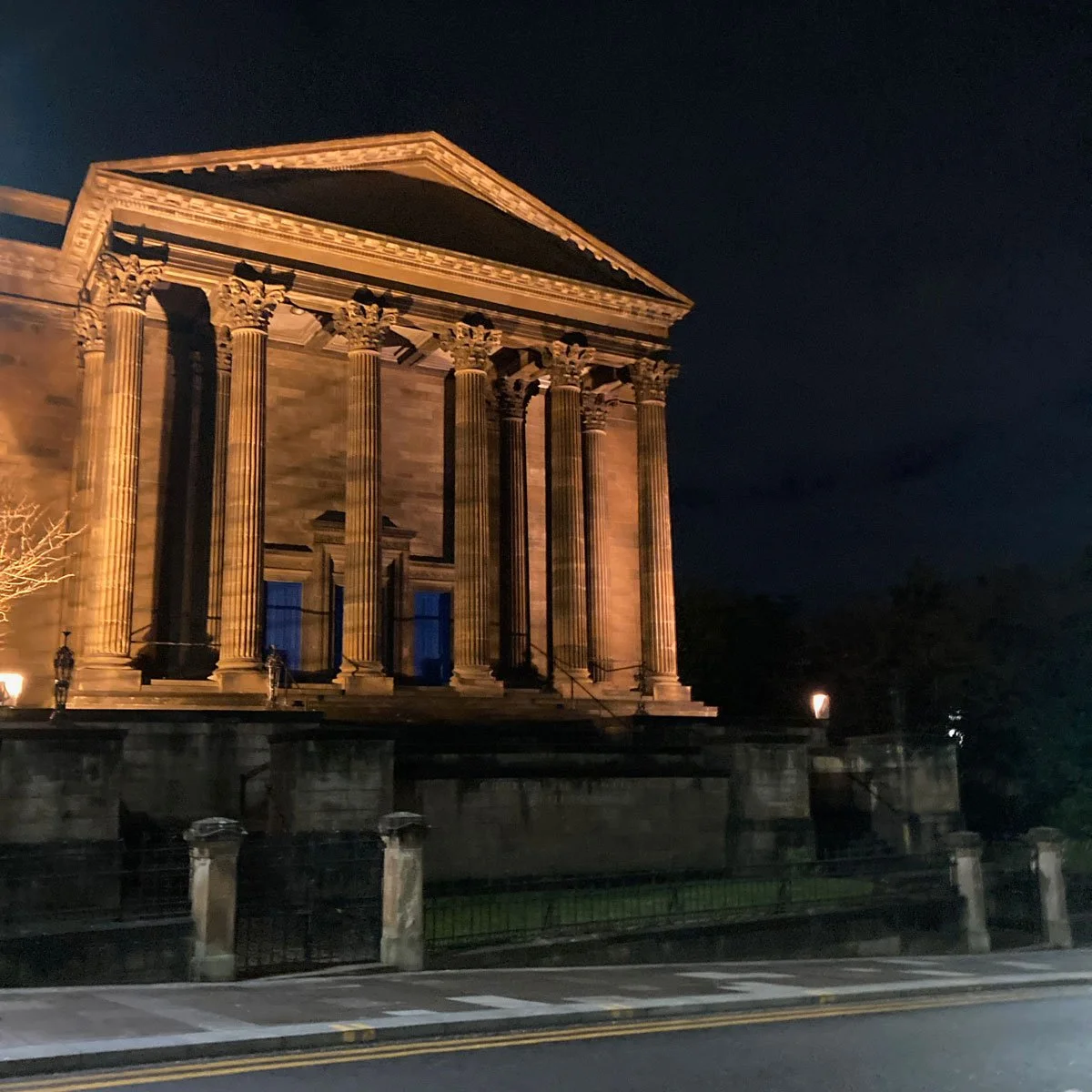 Church, Glasgow, early in the morning