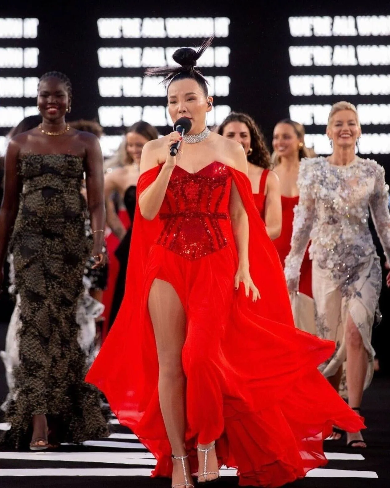 Thrilled to see staple BFWA designer @morenomarcosofficial take center stage at the prestigious @lorealparis event in Sydney! Australian star @damiim captivated the audience in a custom Moreno Marcos piece, perfectly embodying the event&rsquo;s celeb