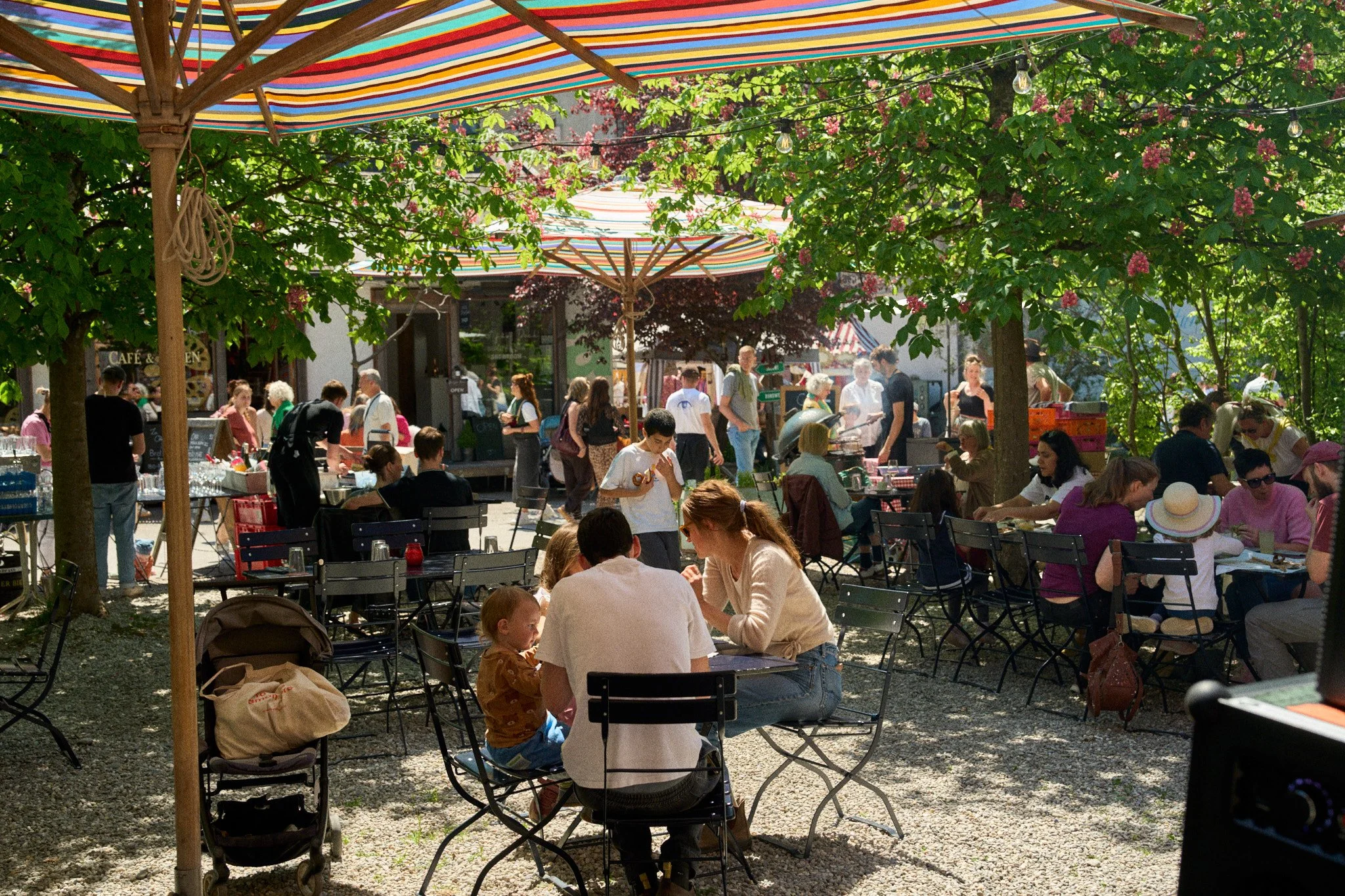 Landmuehle_blockparty2.jpg