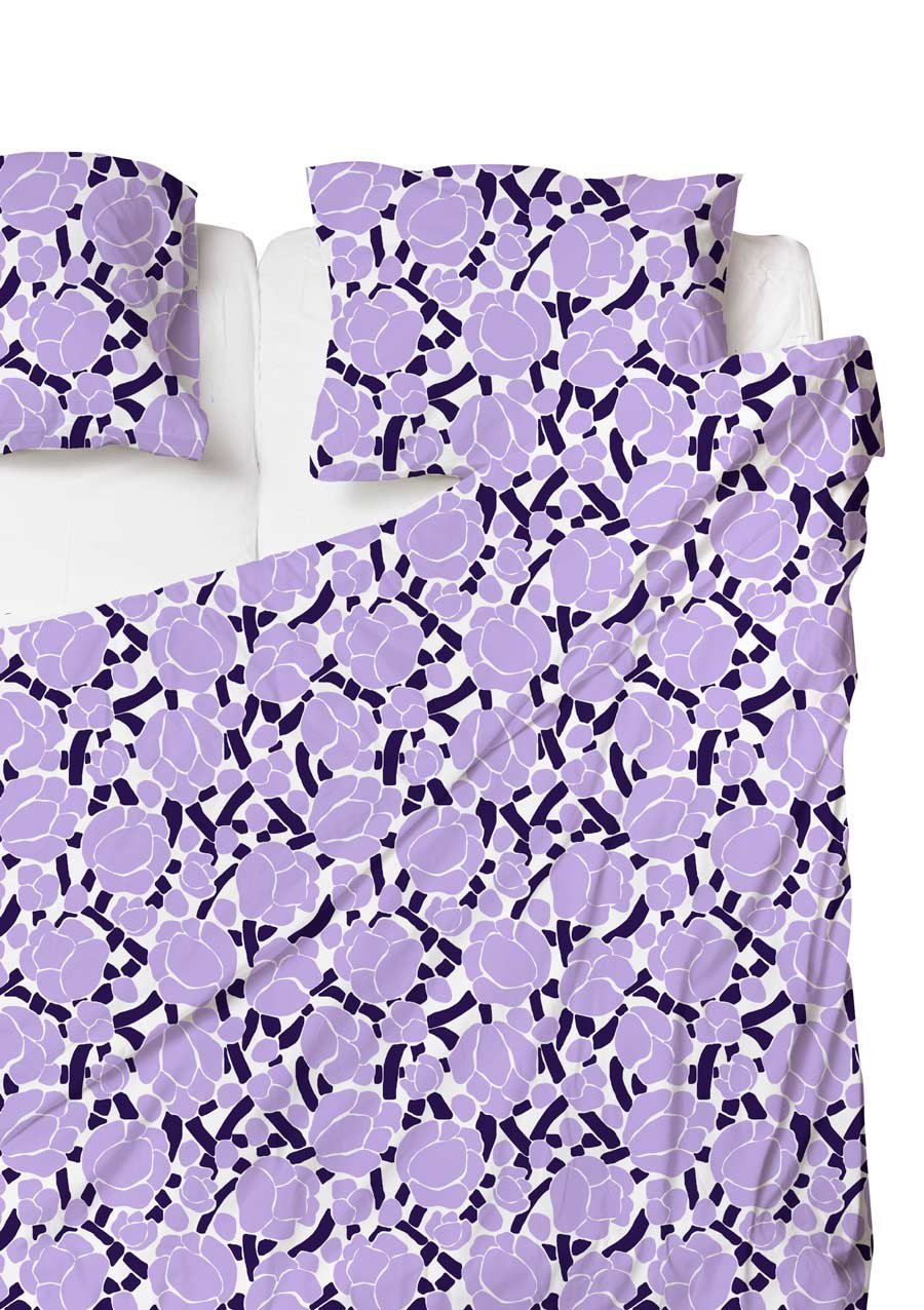 Mielitietty_lilac_bedset_Sanni-Ojala_2026.jpg