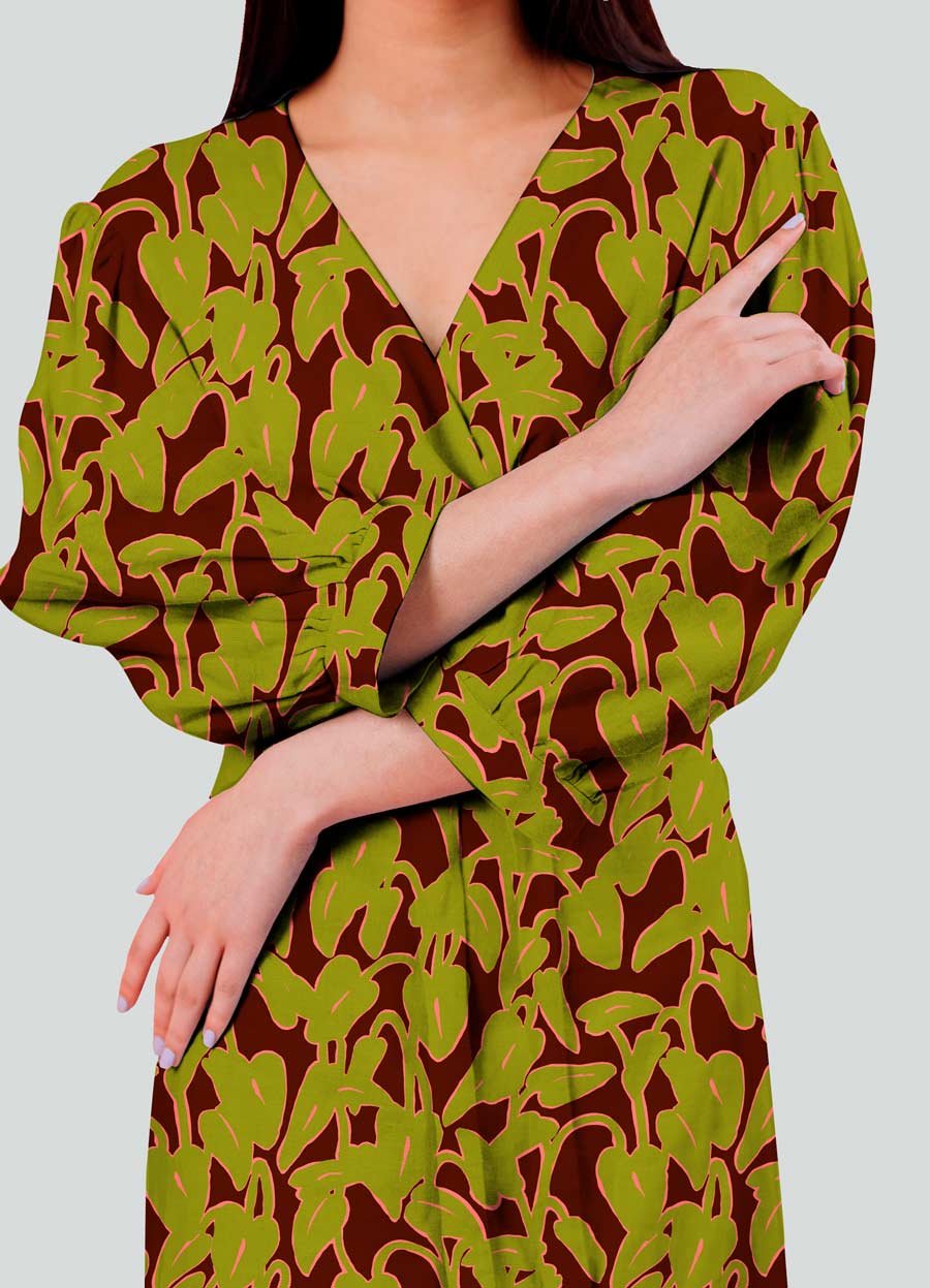 Flamingonkukka_green_dress_Sanni-Ojala_2026.jpg