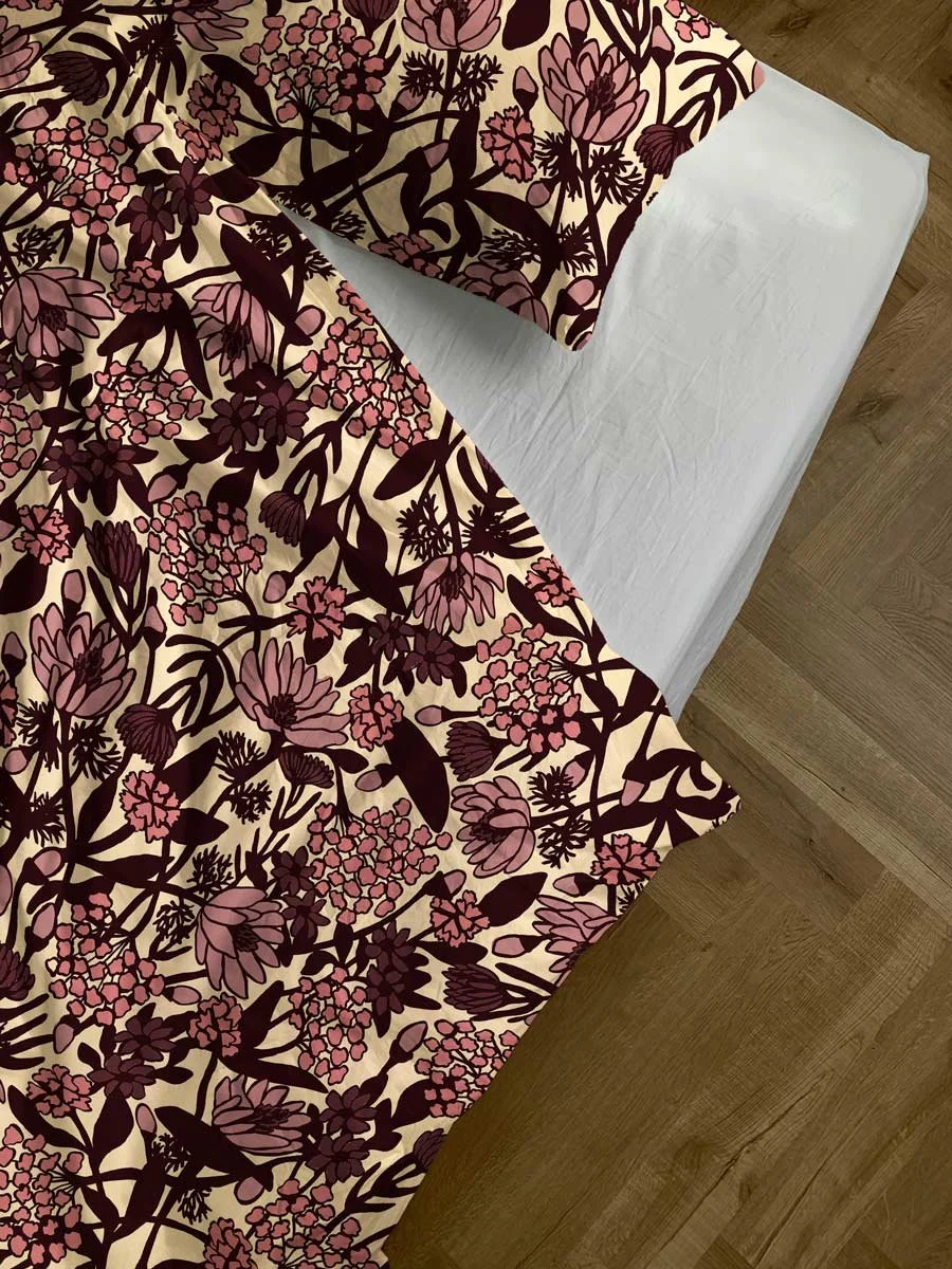 Kuivakukat_red_bedset_Sanni-Ojala_2026.jpg
