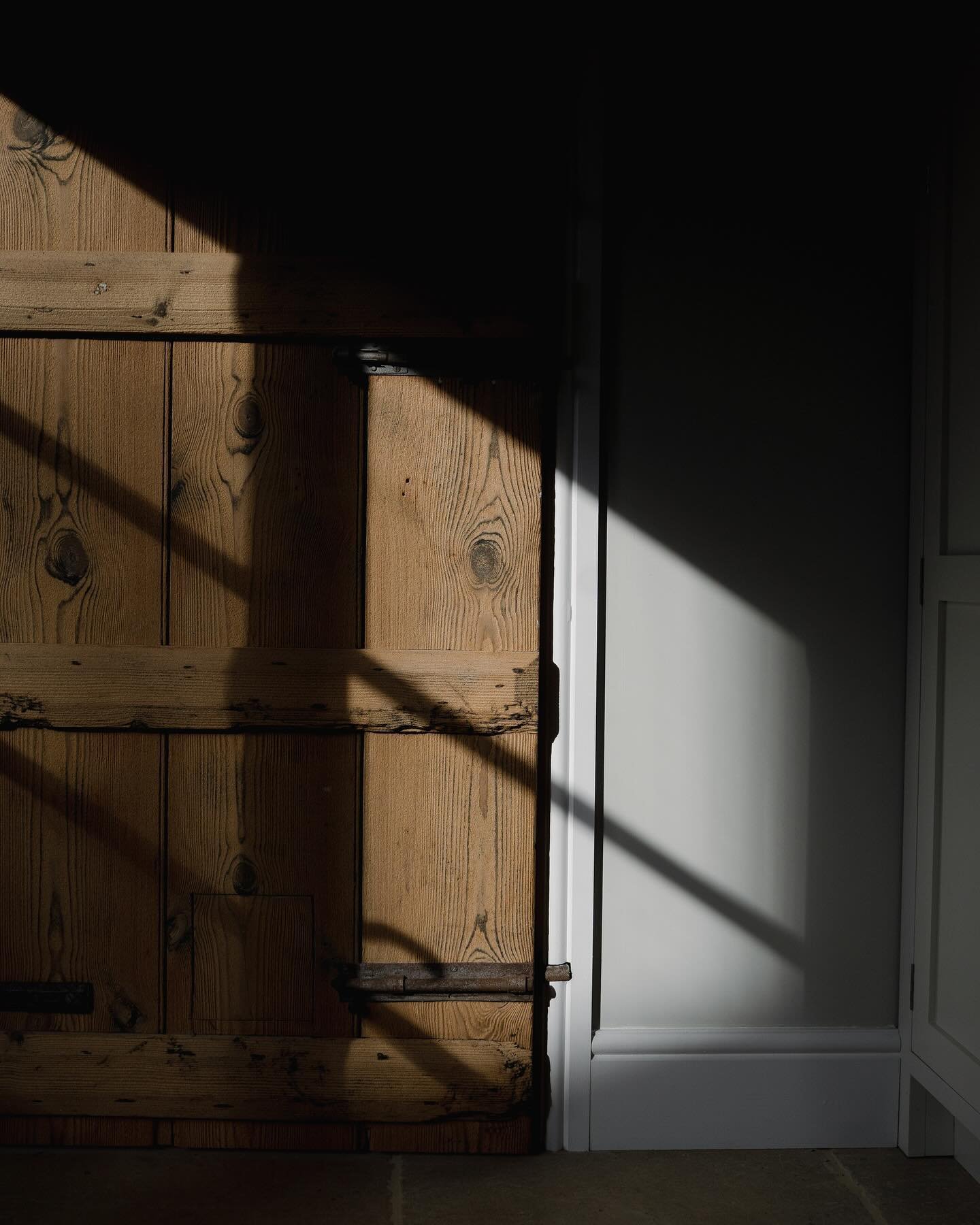 Light on internal door. #cheltenhamarchitects #cotswolds