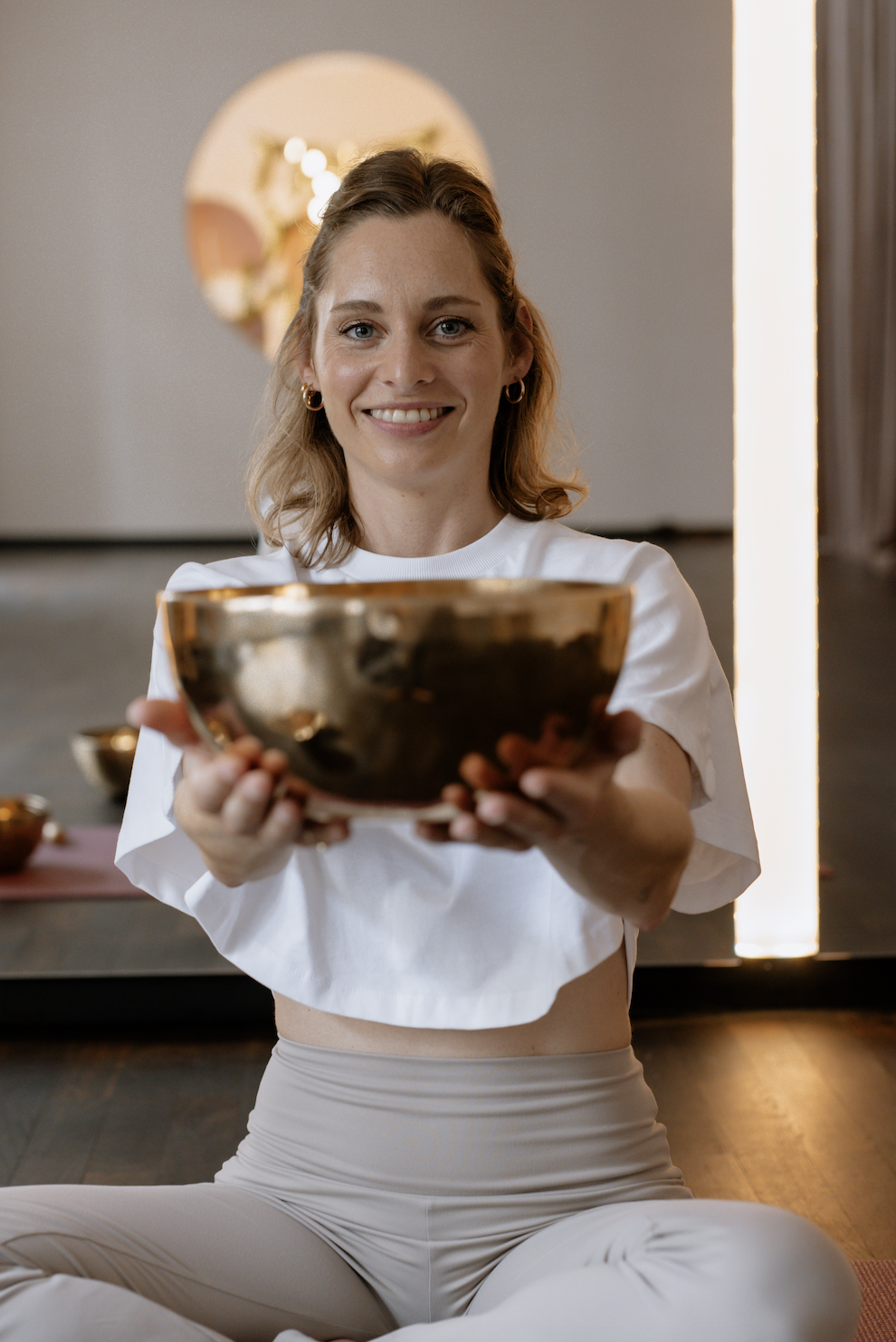 Resi at YOU GLOW Yoga