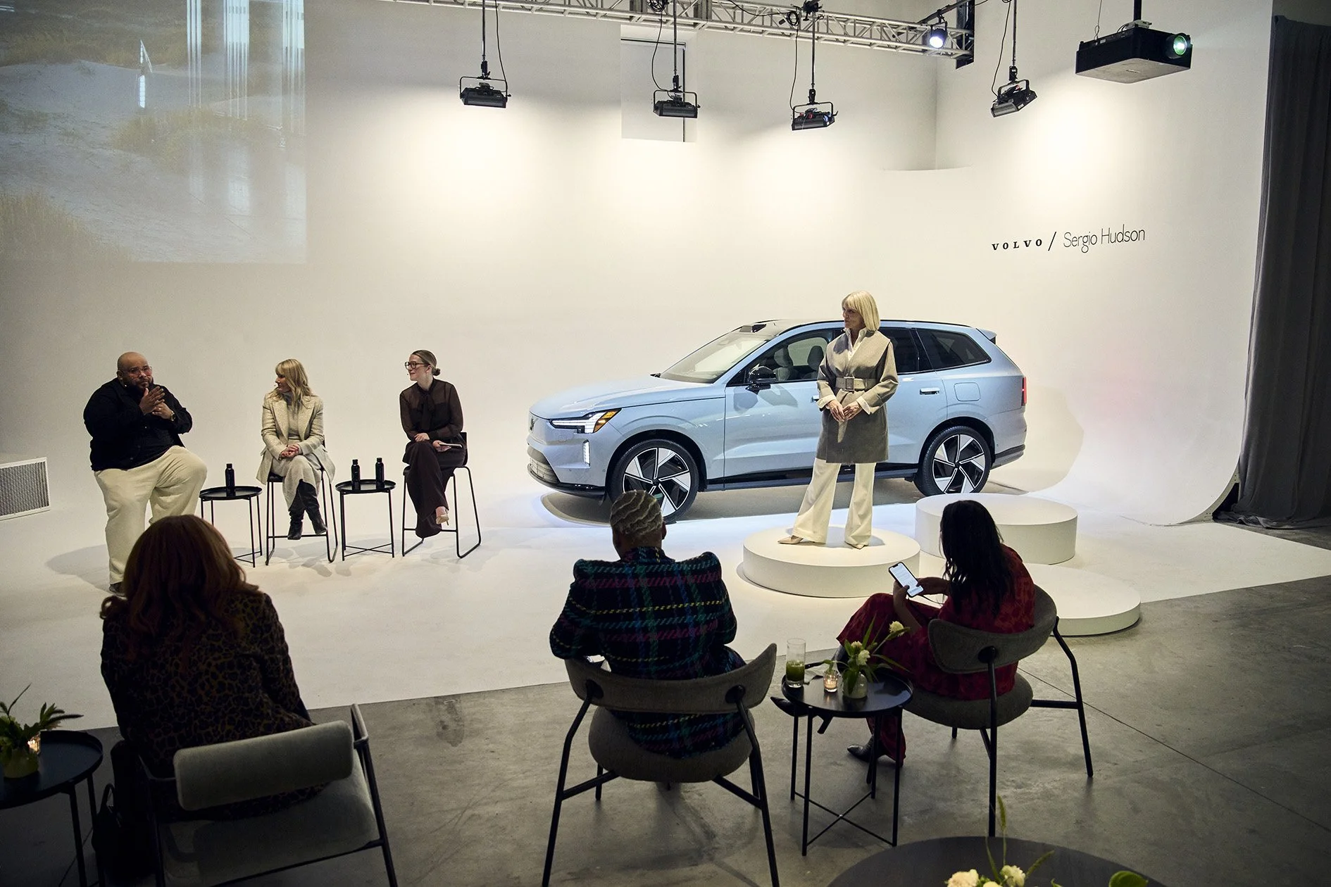 251014-Volvo-SergioHudson-Event_02-Fika-Show-Dinner_1768 copy.jpg