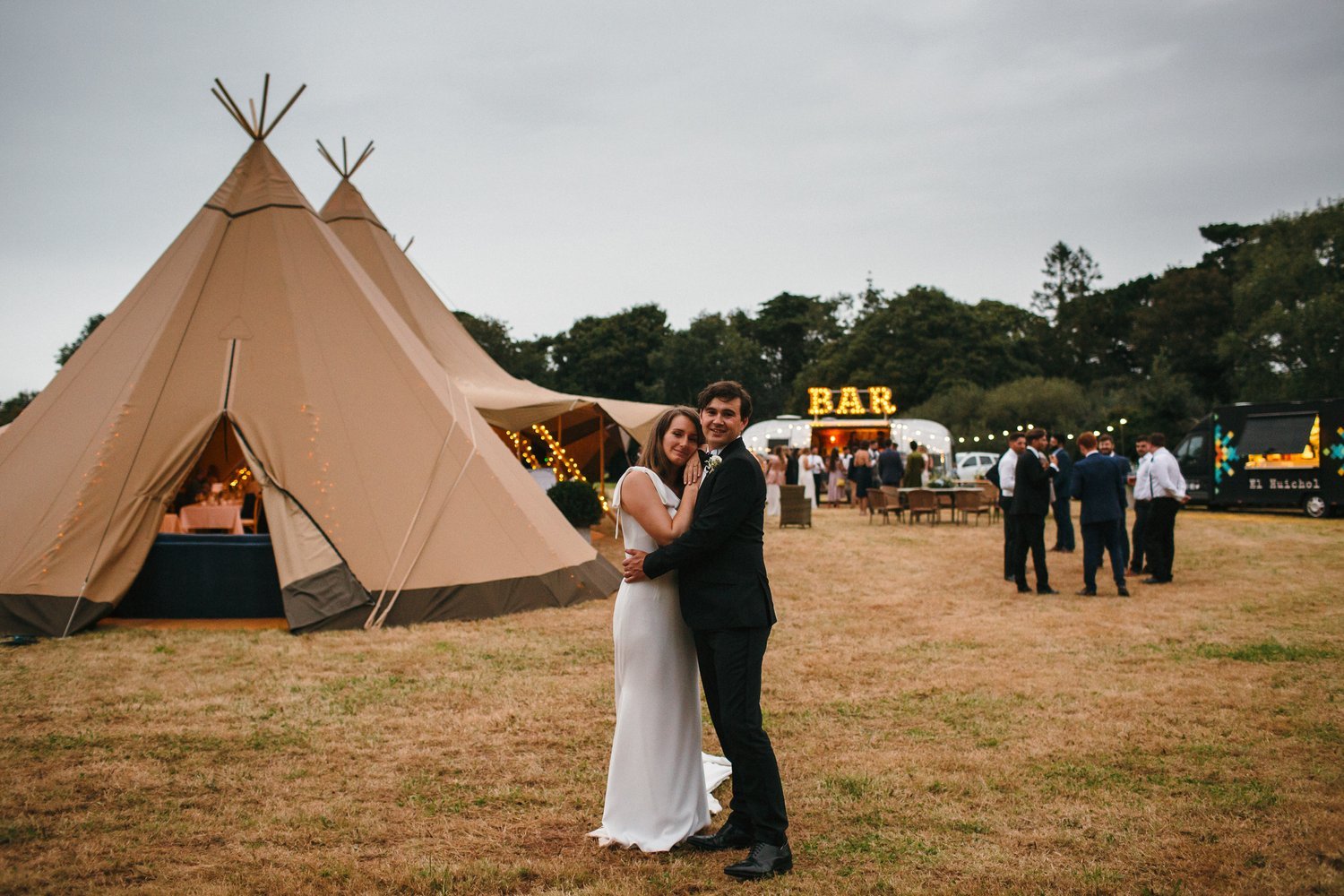 coastal-tents-tipi-teepee-marquee-hire-weddings-dorset-devon-hampshire-kung-chill-out-FrecklesPhotography-2.jpeg