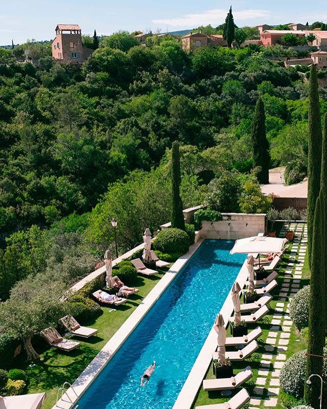 Discover Gordes, one of France&rsquo;s most beautiful villages nestled in the Luberon region. Where to stay? Don&rsquo;t miss Airelles Gordes, a gem at the heart of the historic village, that offers breathtaking views from its cliffside perch.

Whils