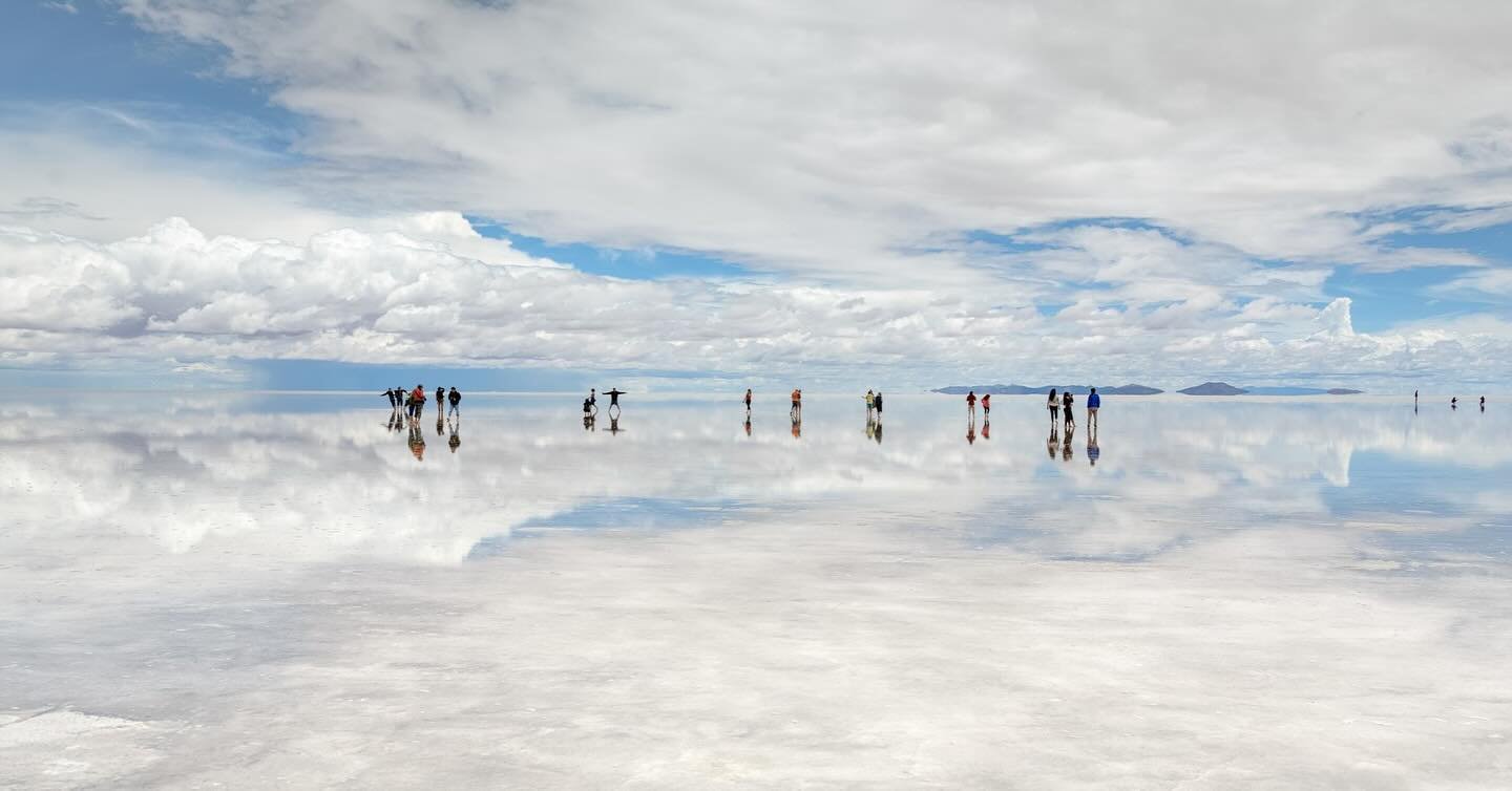 Behold the breathtaking beauty of Bolivia&rsquo;s Salar de Uyuni&hellip; Stretching over 4,050 square miles, this mesmerising salt flat is considered one of the most extreme and remarkable vistas in all of South America, possibly Earth.

When to visi