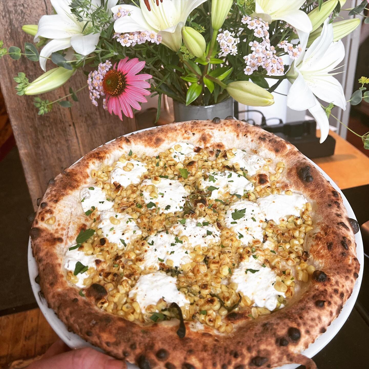 The New Jersey Corn fairy paid us a visit and brought us some sweet Jersey corn from Kerr&rsquo;s farm stand. Come get it while it&rsquo;s available. Made with Serrano peppers, woodfired jersey corn, stracchiatella cheese. 🌽 🌶️ 🧀 🧚&zwj;♀️ 

#corn