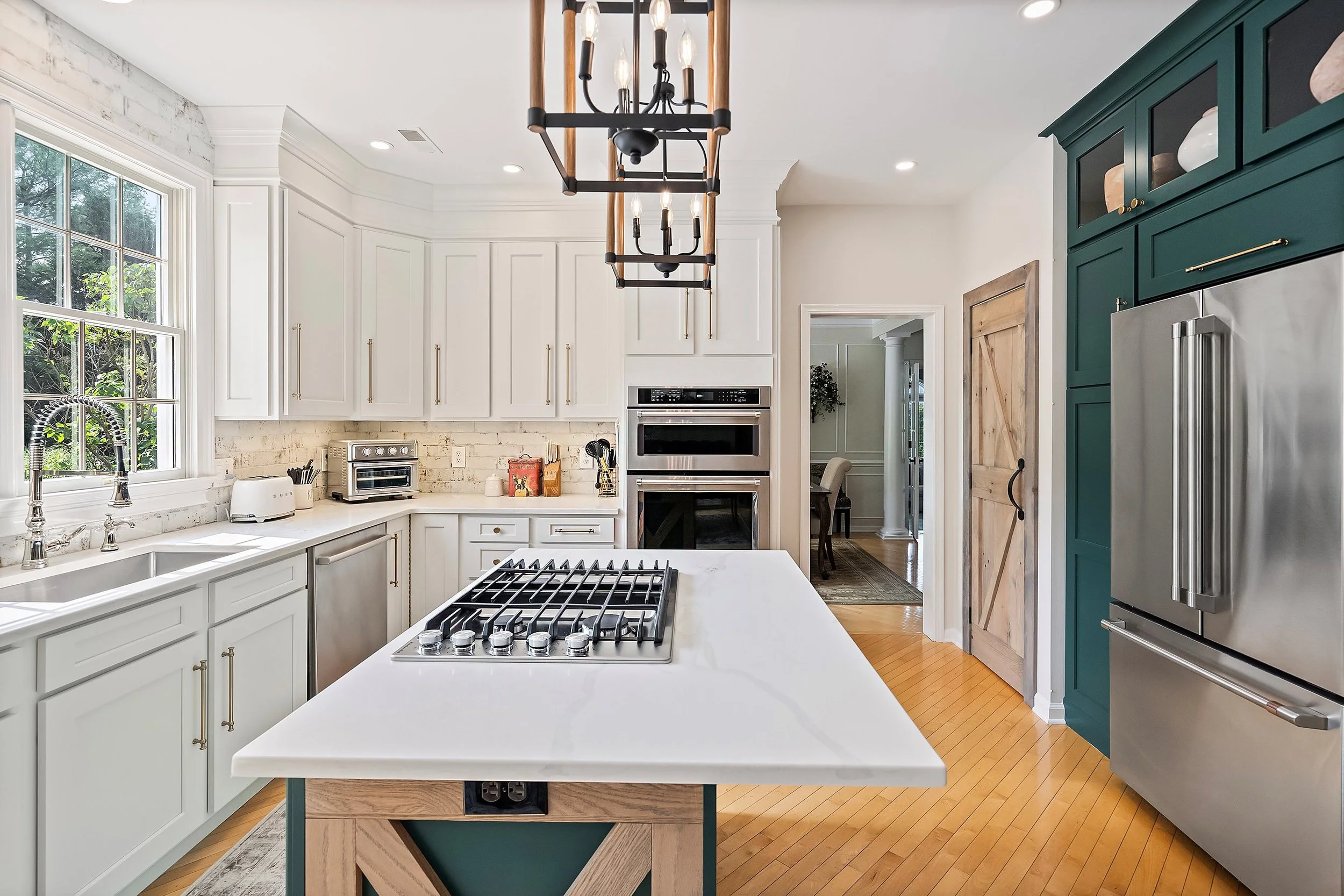 15-Kitchen 15.jpg