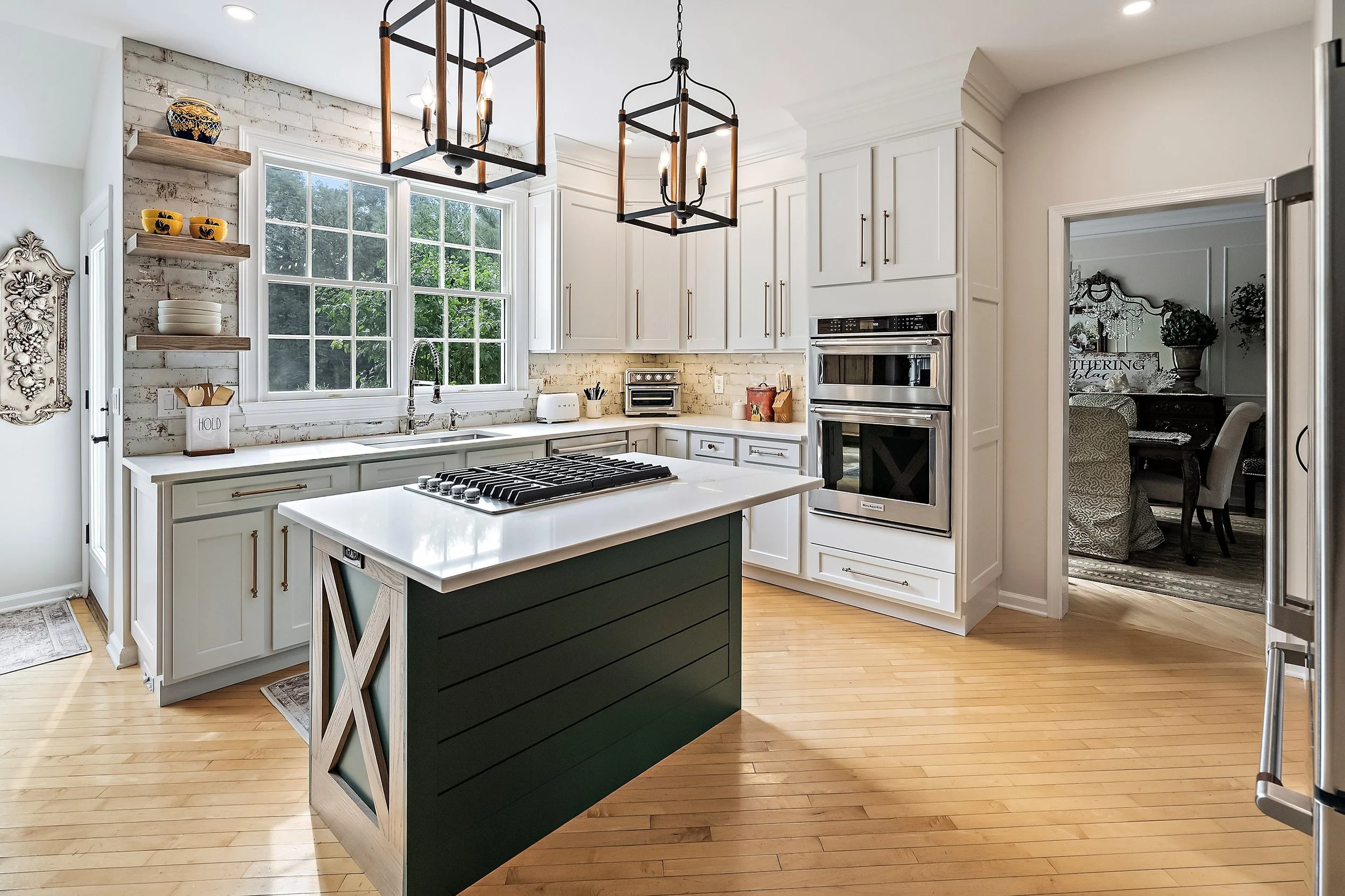03-Kitchen 3.jpg