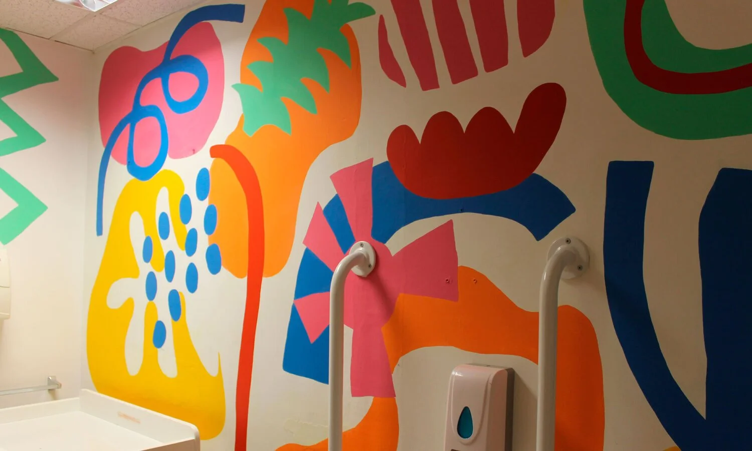 Grub-ladies-loo-.jpg