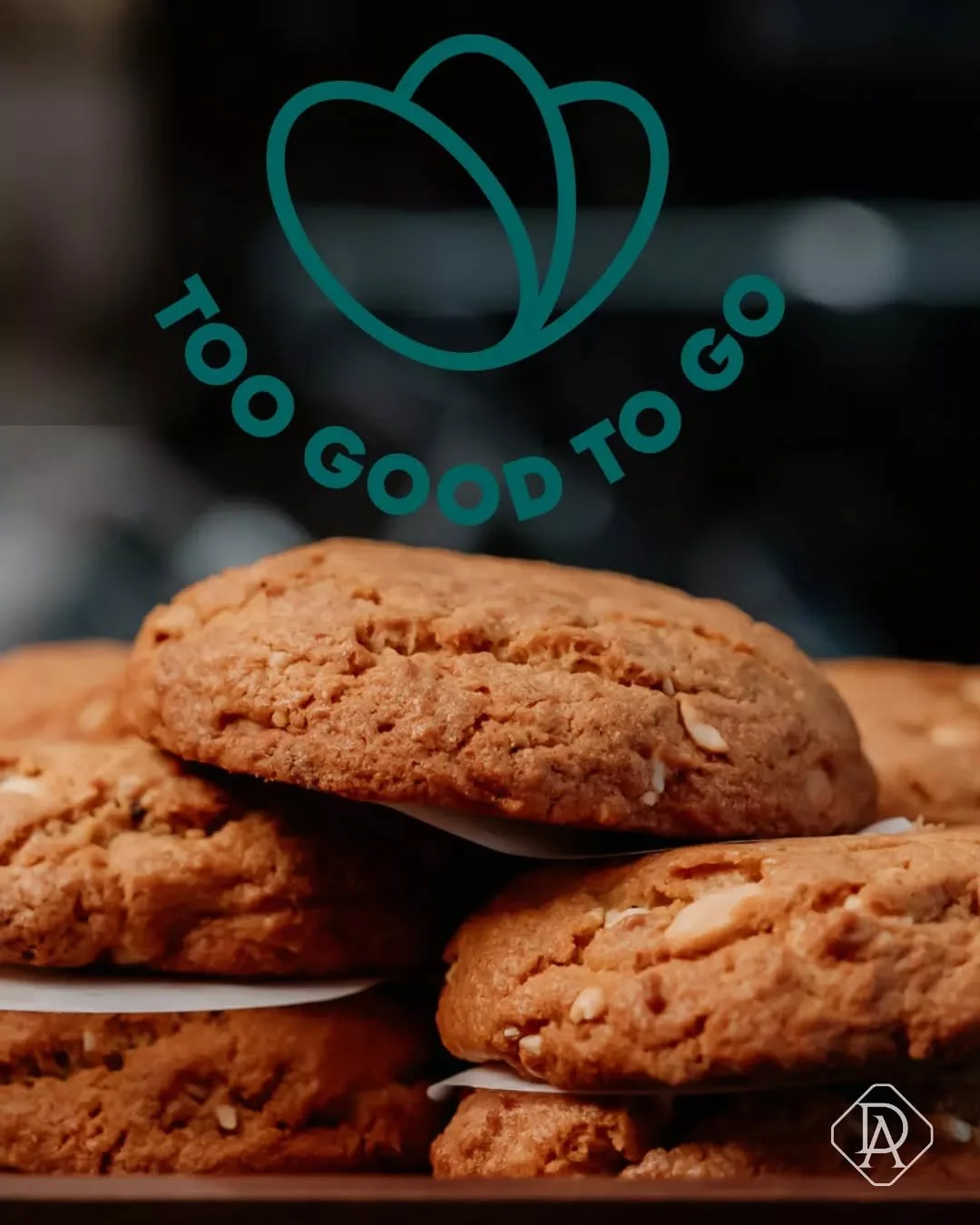 Good food deserves a second chance. 🌍
.
We&rsquo;re proud to be joining @toogoodtogo.can, in helping reduce food waste while sharing the treats you love.
.
Grab a Surprise Bag filled with a selection of our pastries 🥐✨
.
Find us by downloading the 