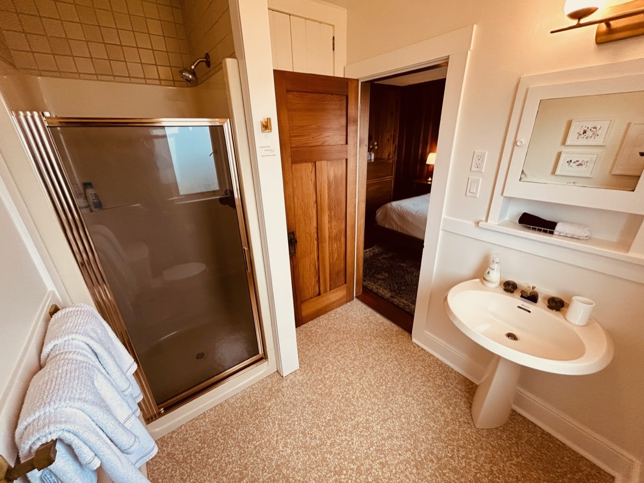 master bath 3.jpeg