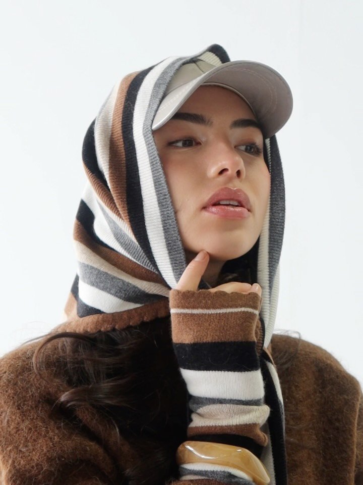 Content Creation for @maison_izzy &mdash;

In 2026, brands need to be seen, felt and remembered. If you&rsquo;re not on social media, you&rsquo;re invisible. 

For this second shoot, we captured the Wrapped in Colors collection, a vibrant yet refined