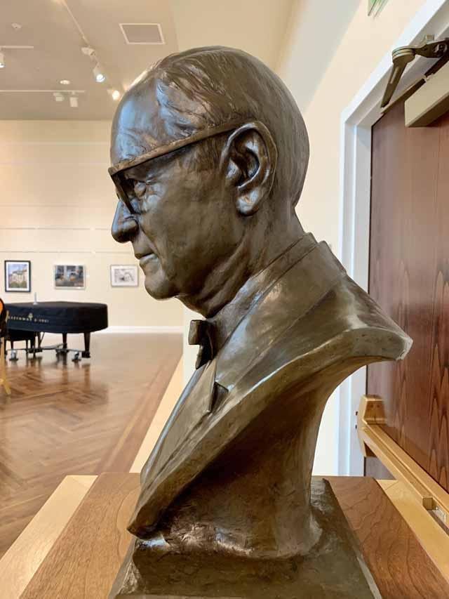  A bronze bust at the entrance to the&nbsp; David L. Tandy Lecture Hall &nbsp;inside the Fort Worth Public Library. 