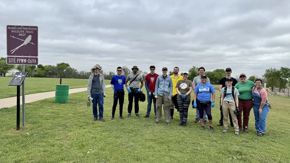  A group of Bell Helicopter volunteers arrived at Tandy Hills on 3/29 for the Cowtown Great American Cleanup. They are part of the  Bell BEES :  Bell Employees for Environmental Sustainability . Thanks a mil you guys! 