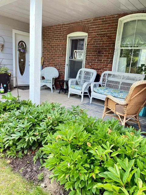Aunt-Lauras-Porch.webp