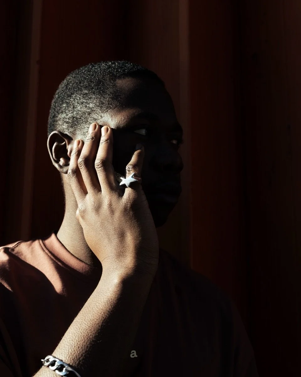 Absolutely obsessed with these shots of the new wonky star ring by the super talented @arannmc 🌟

Thank you so much to @kapwa.eu for using my jewellery for the shoot! Make sure to check out their new collection. 

Wonky star ring ~ made from solid .