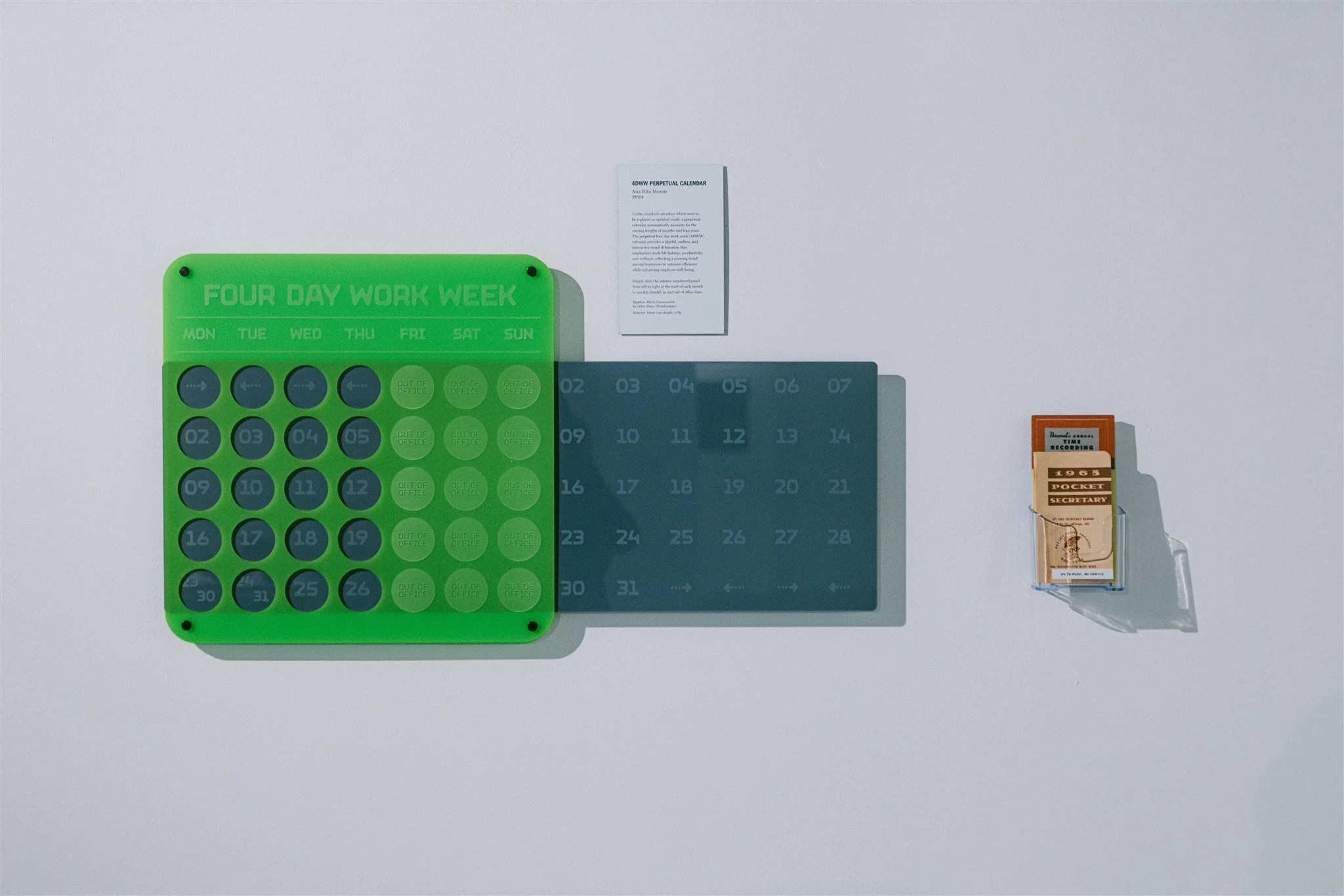 Four Day Week Perpetual Calendar, Ana Rita Morais