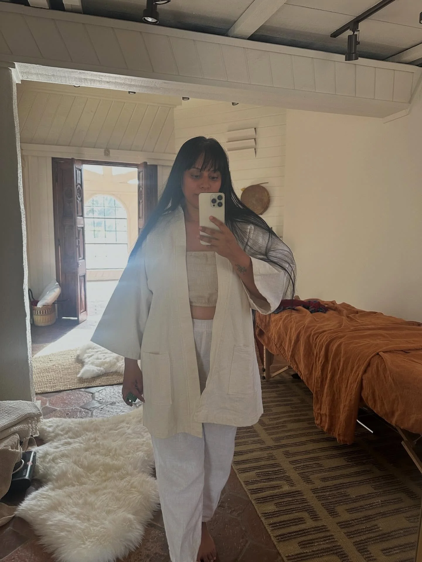 My medicine is rooted in my ancestral medicine ways. My ancestors worked with plants for healing, water for purification, steam and sauna for bringing warmth and visioning. My ancestors were deeply connected to the earth and its elements. Their hands