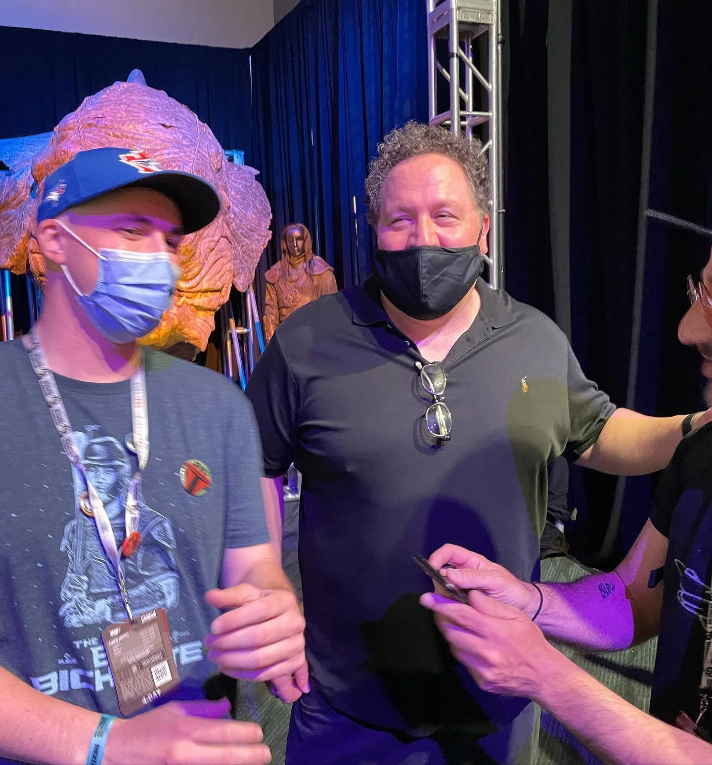 Havin' a laugh with Jon Favreau in the Mandalorian Experience exhibit