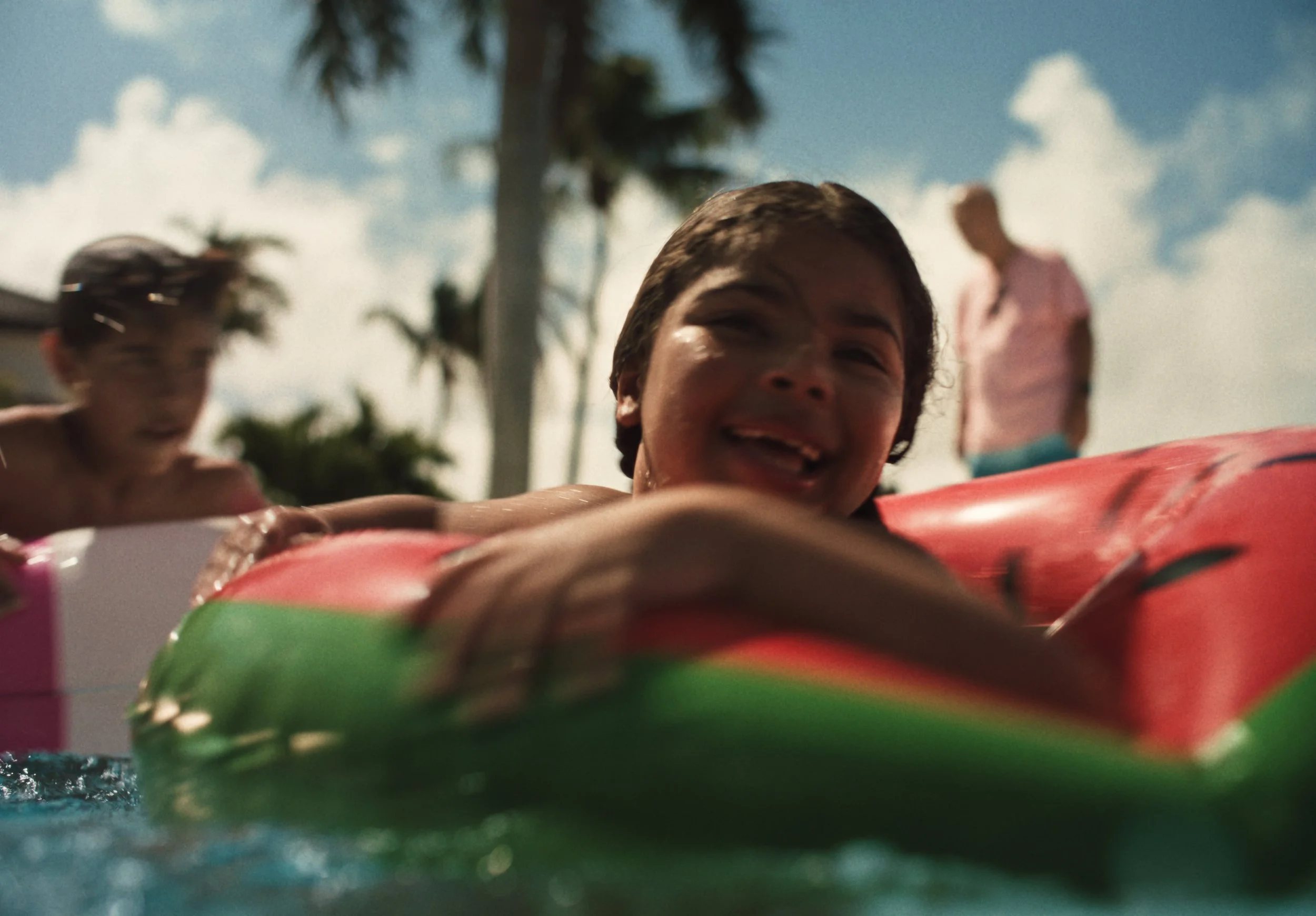 260403_AIRBNB_LATINO-TRIPS_Static_Fallback_Home_01_V1.jpg