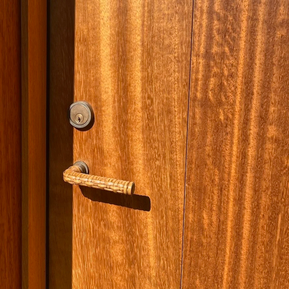 rosalita-door-handle.png