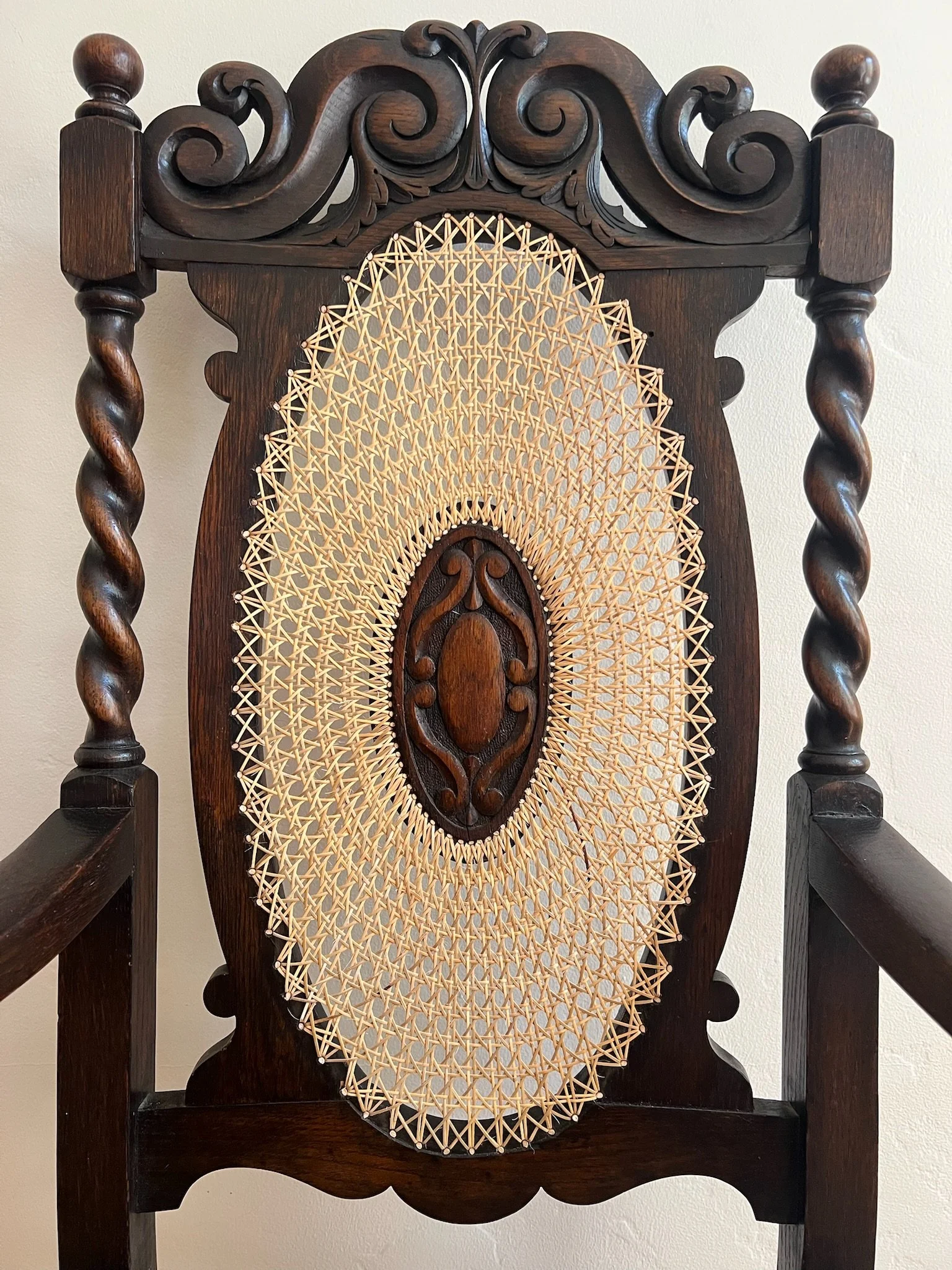 medallion-cane.JPG