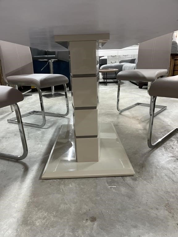 Two tone glass top modern dining table heavy base P2.jpeg