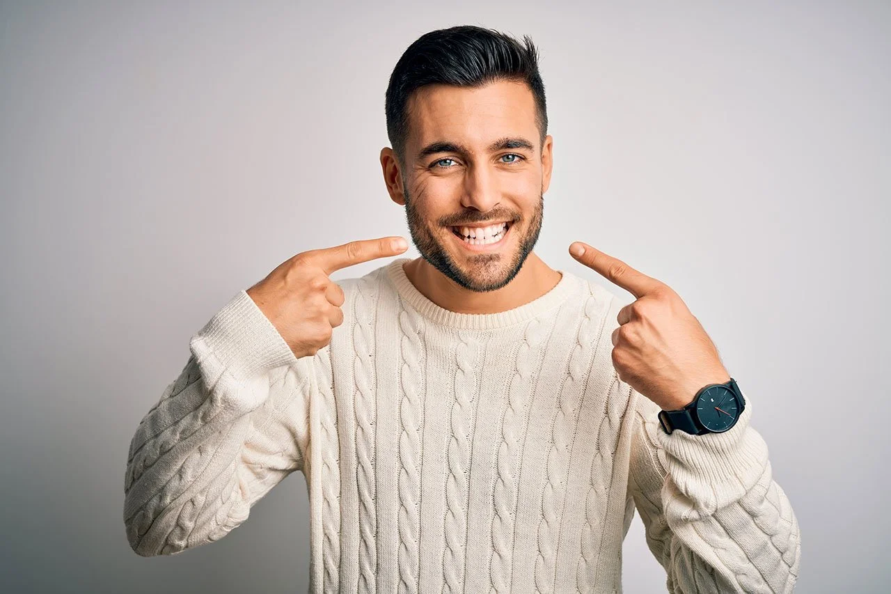 Teeth Whitening In East Haven: How To Get A Brighter Smile Safely And Keep It That Way